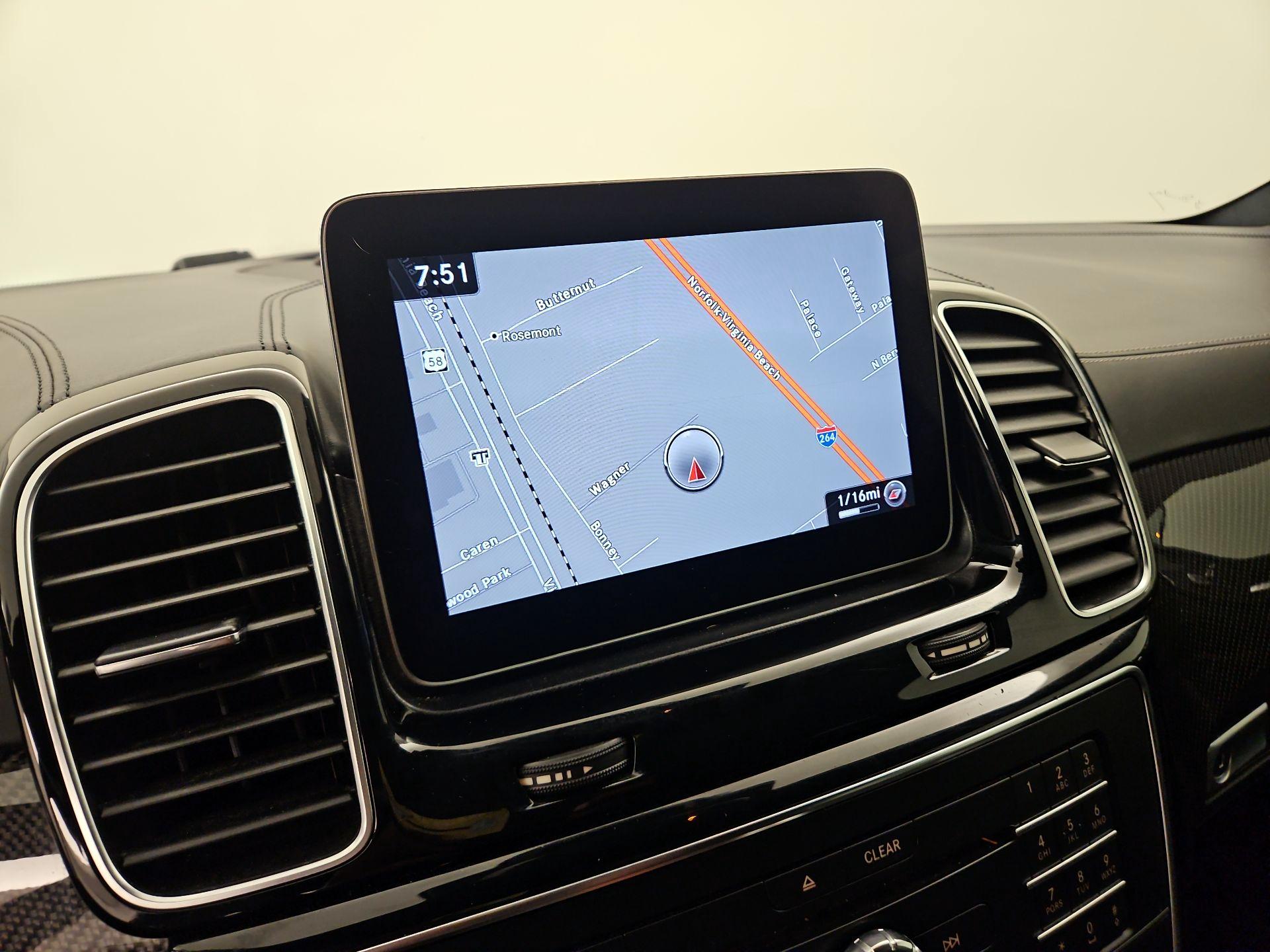 Thumbnail: 2019 Mercedes-Benz GL-Class - 14