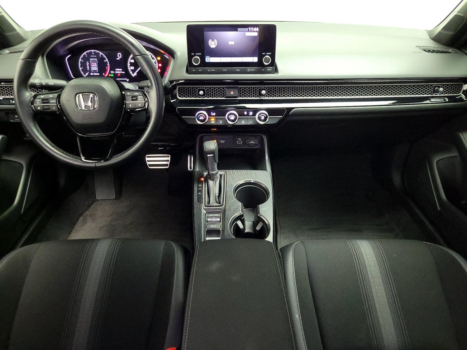 Photo 10