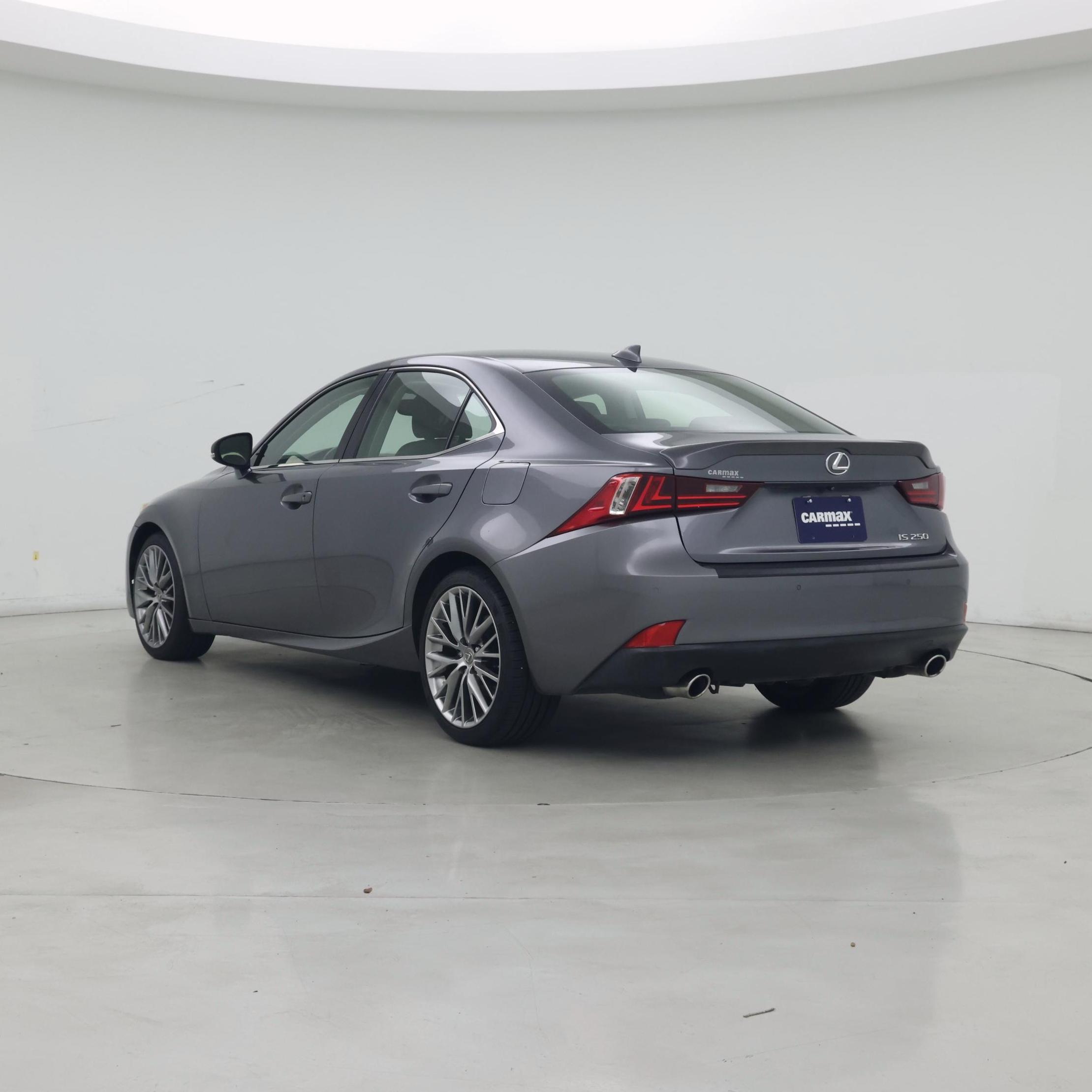 Thumbnail: 2015 Lexus IS - 2