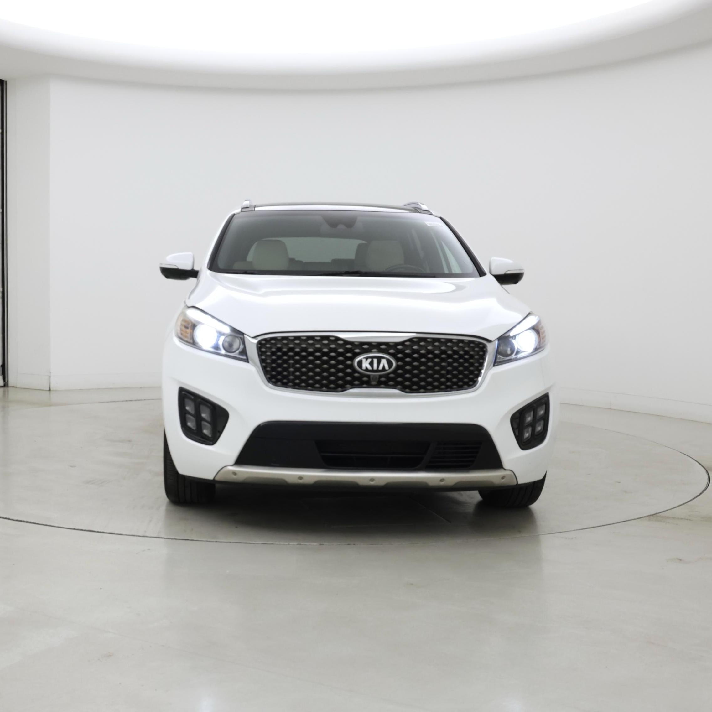 Thumbnail: 2016 Kia Sorento - 5