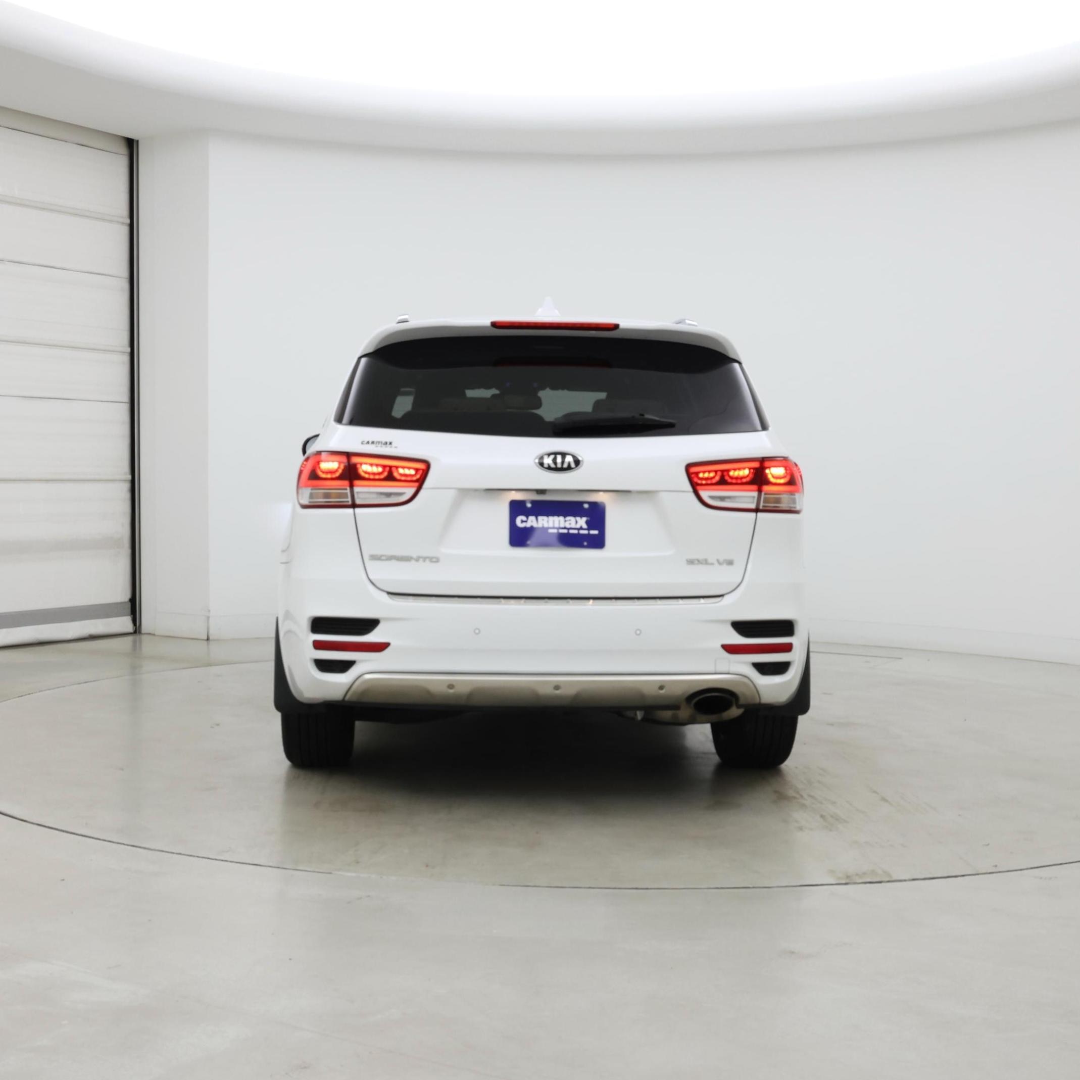 Thumbnail: 2016 Kia Sorento - 6