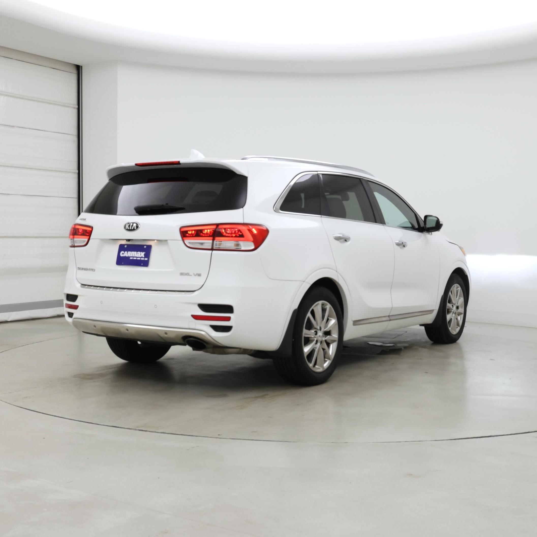 Thumbnail: 2016 Kia Sorento - 8