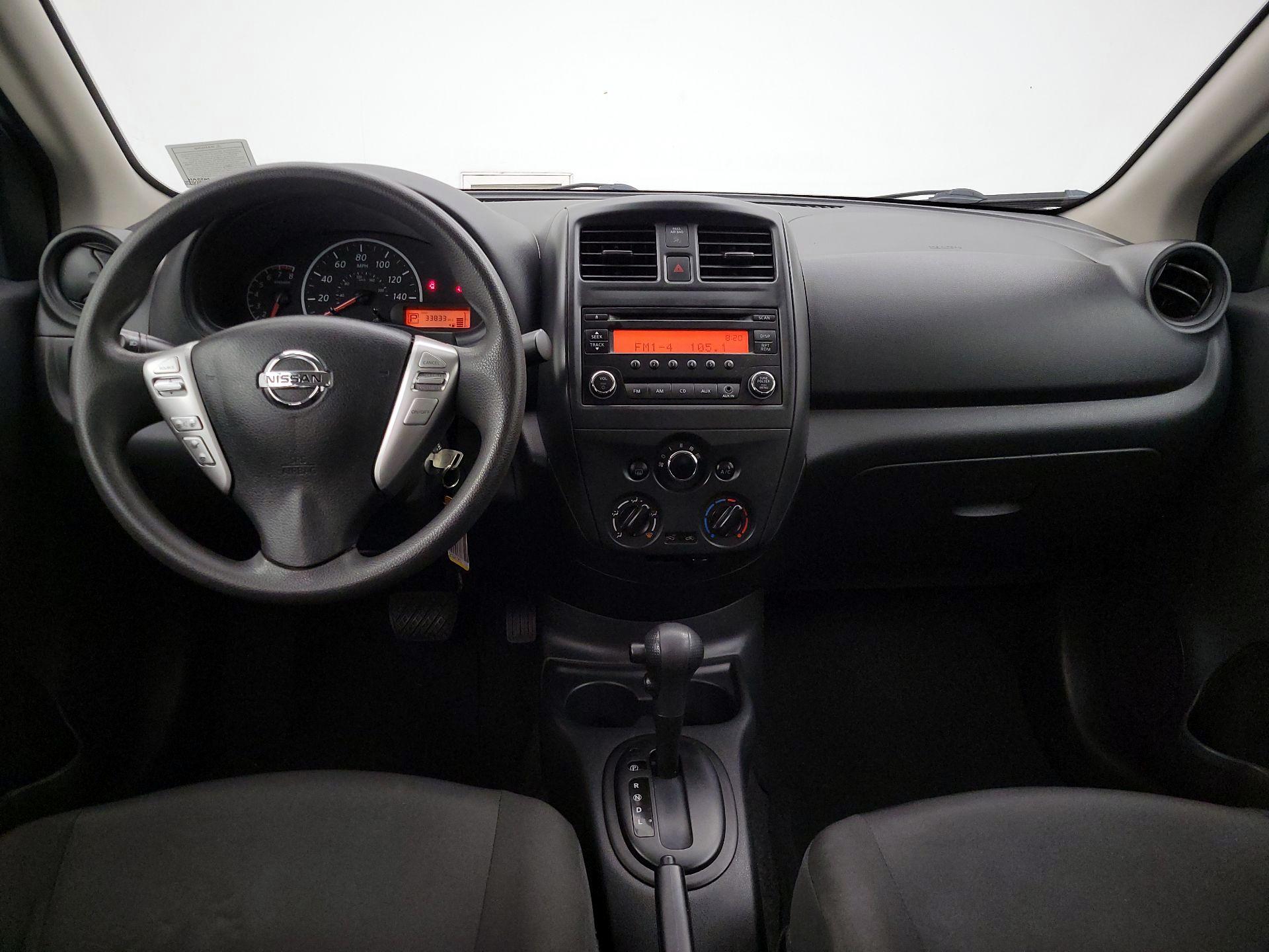 Thumbnail: 2016 Nissan Versa - 9