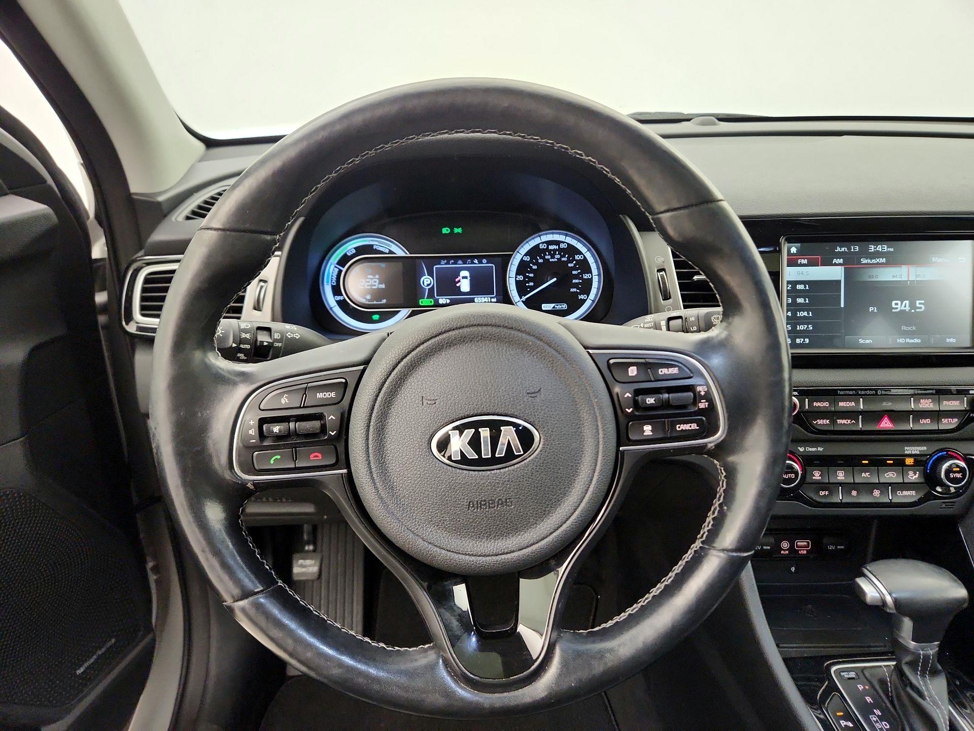Thumbnail: 2018 Kia Niro - 10