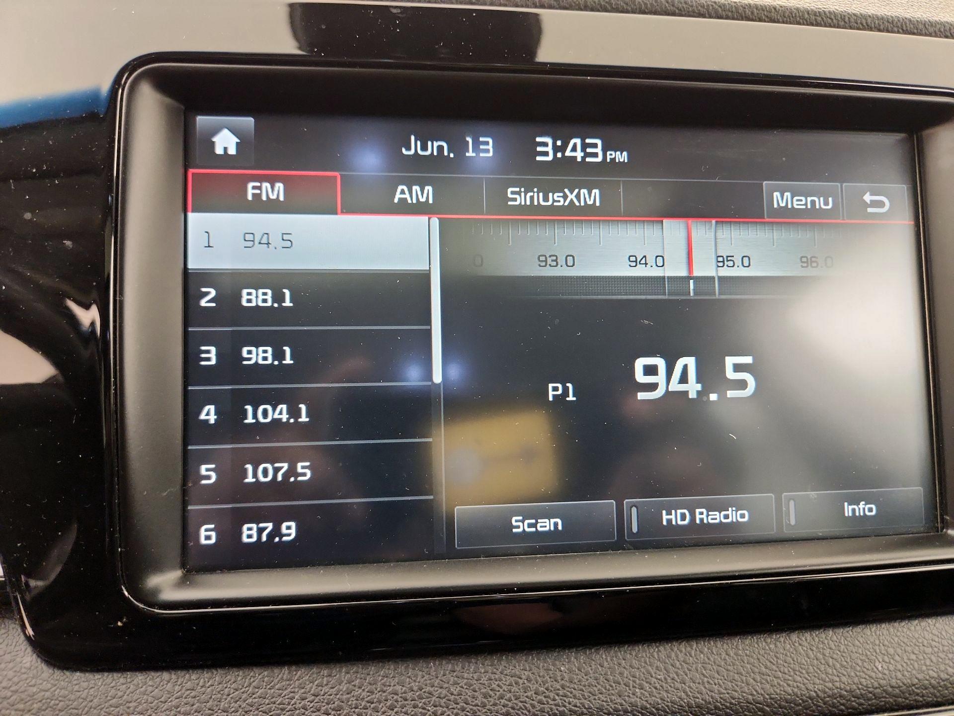 Thumbnail: 2018 Kia Niro - 15