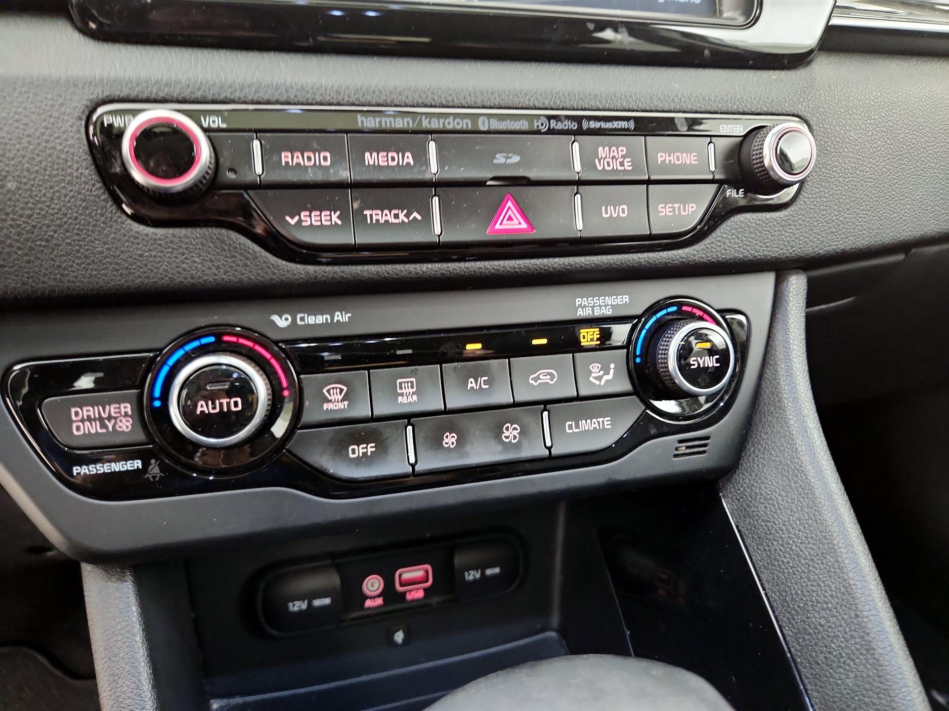 Thumbnail: 2018 Kia Niro - 16