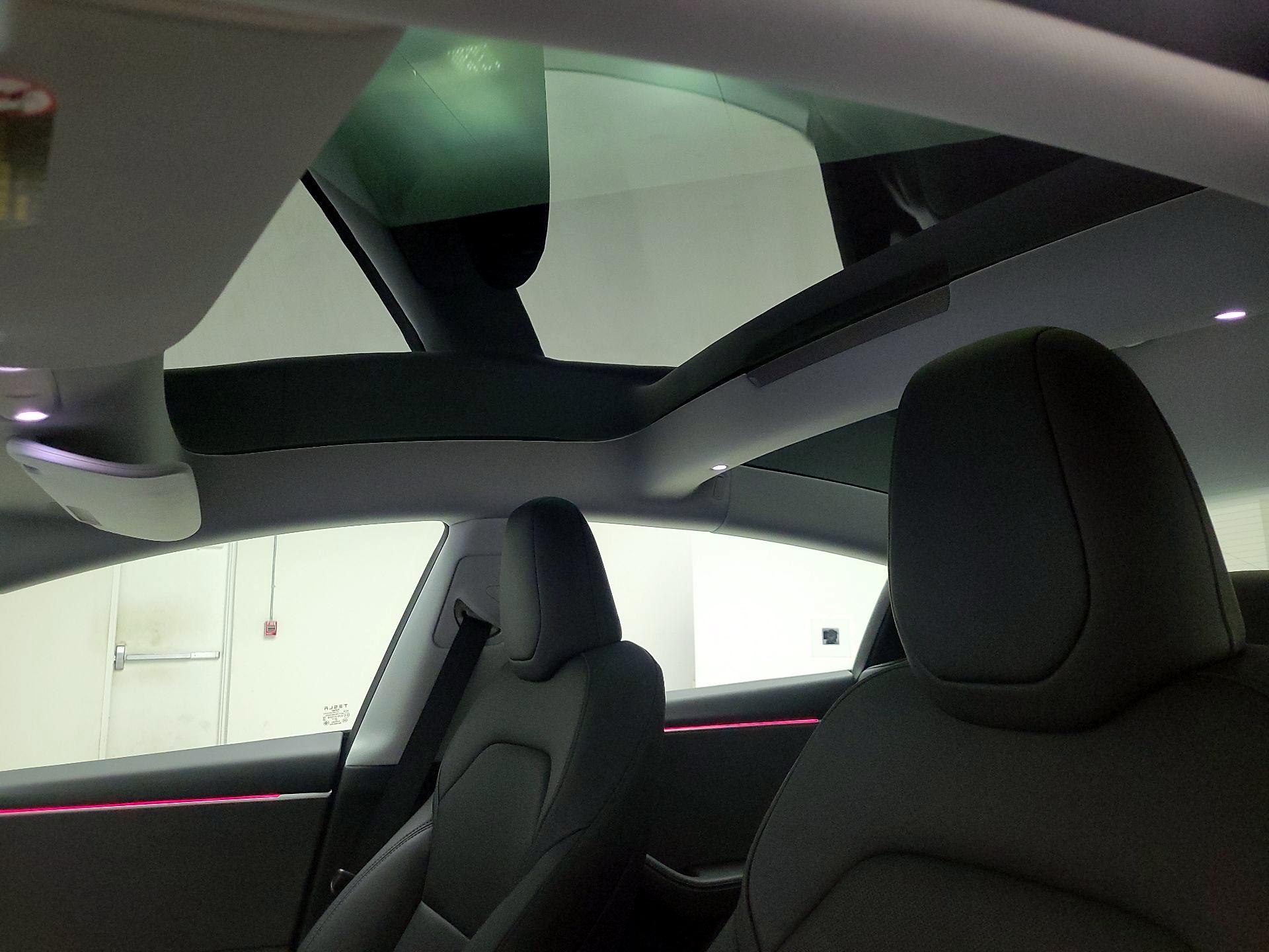 Thumbnail: 2025 Tesla Model 3 - 18