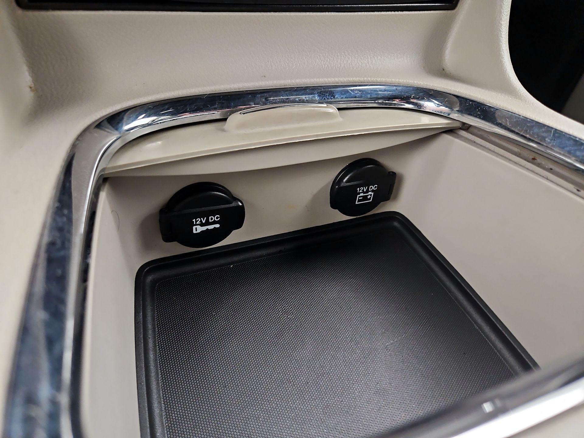 Thumbnail: 2017 Dodge Grand Caravan - 18
