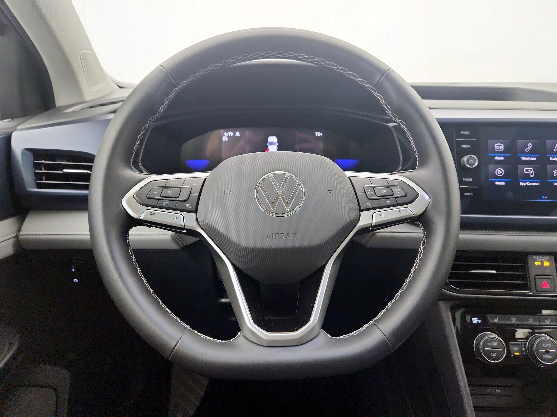 Thumbnail: 2024 Volkswagen Taos - 10