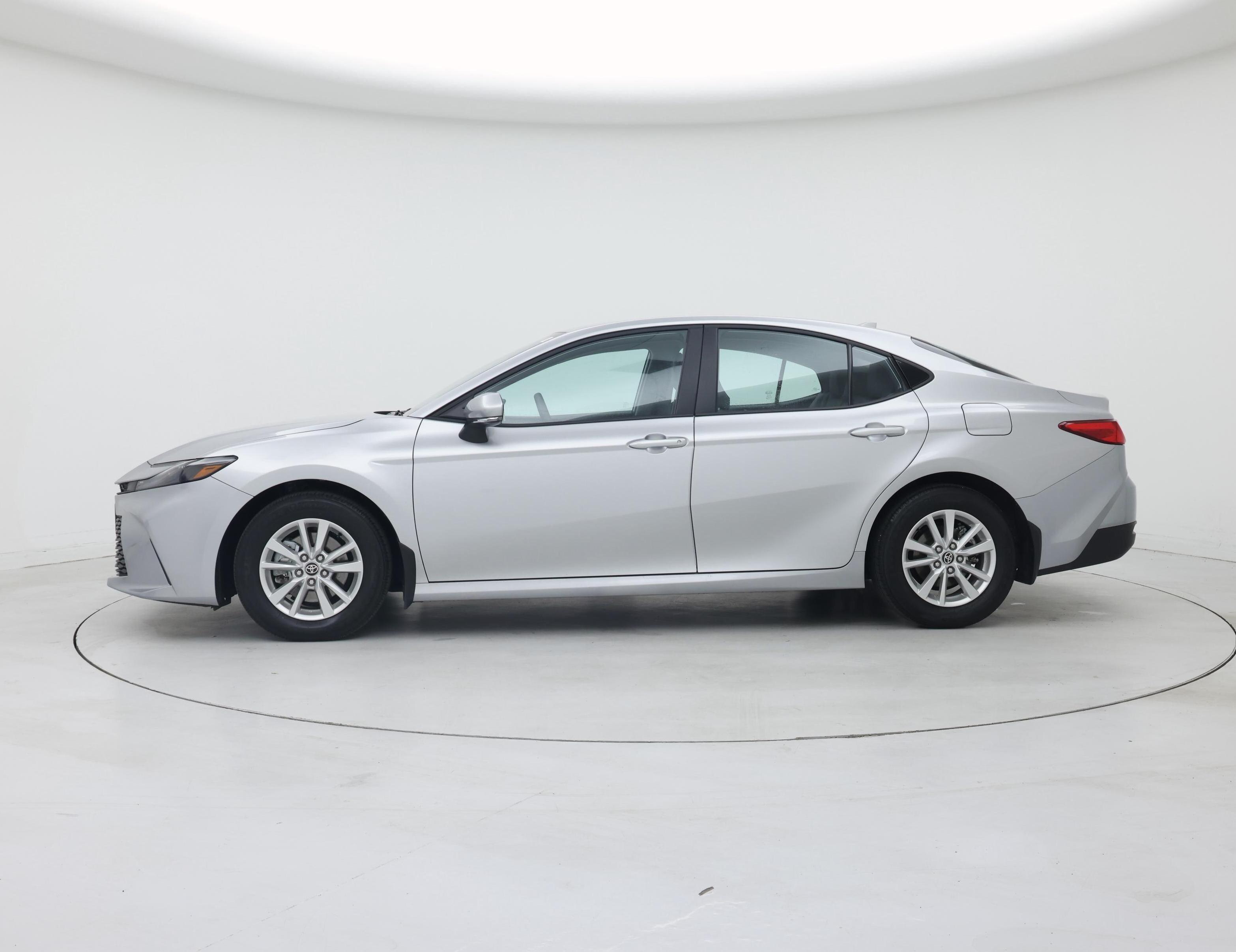 Thumbnail: 2025 Toyota Camry - 3