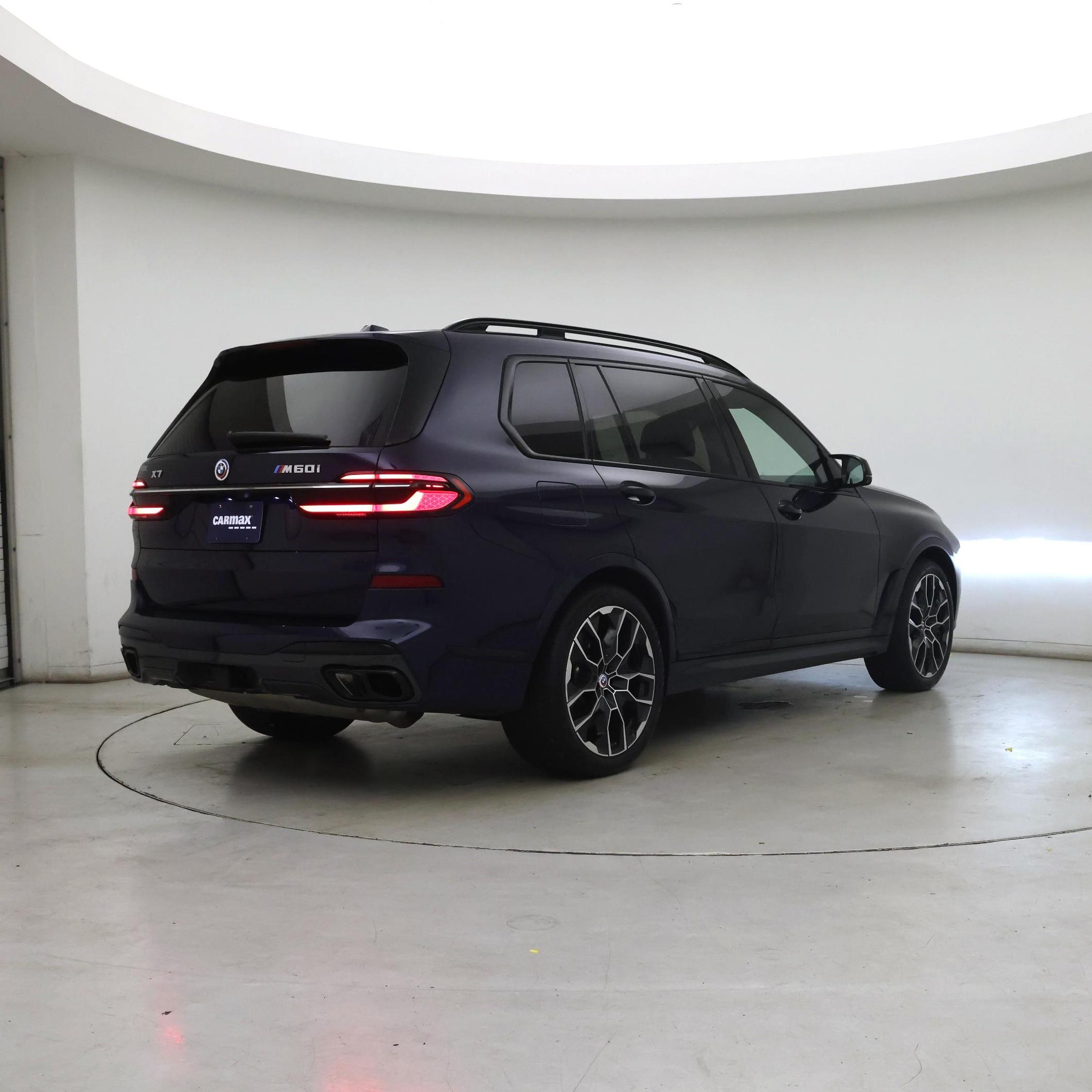 Thumbnail: 2023 BMW X7 - 8