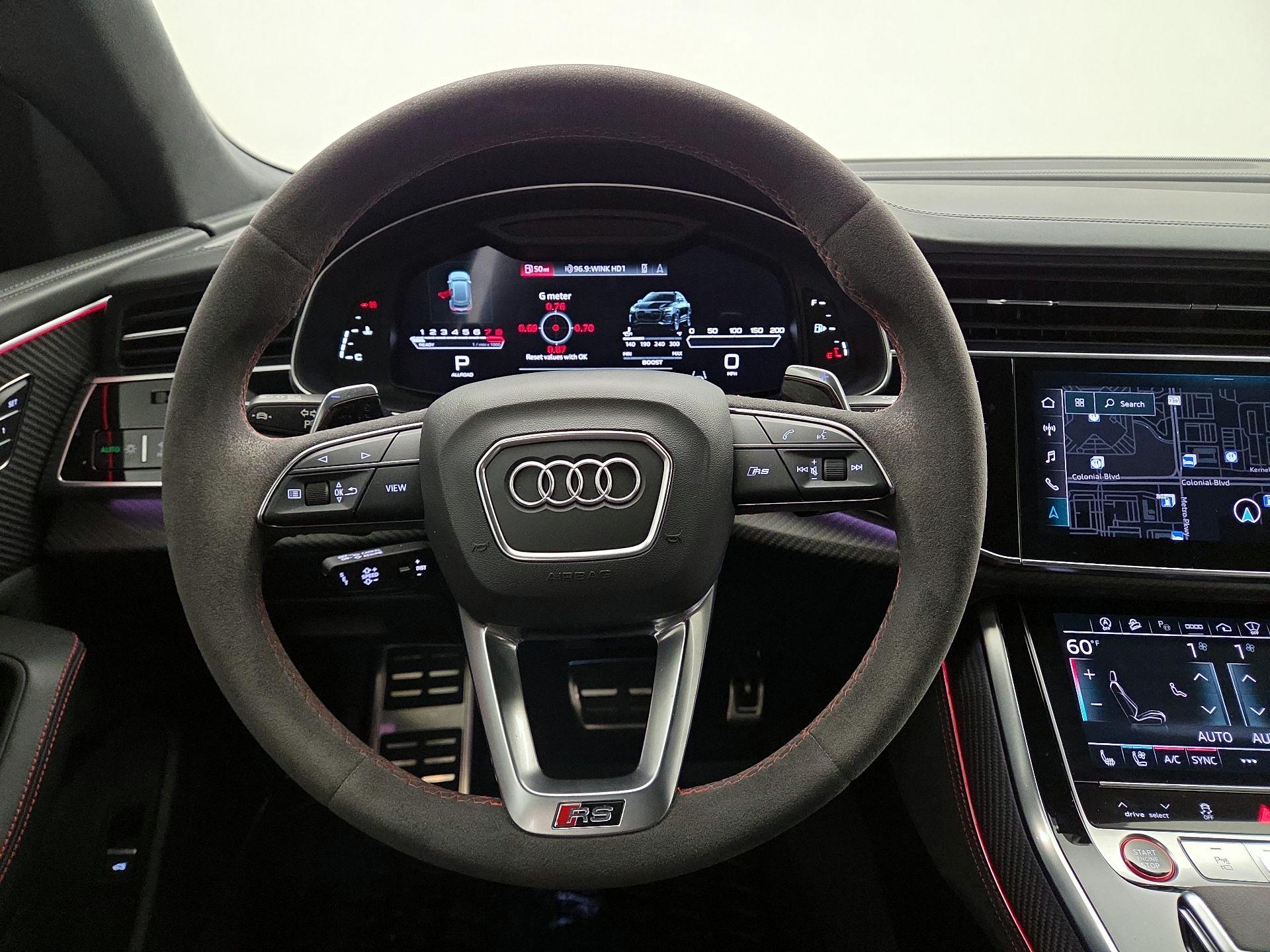 Thumbnail: 2023 Audi RS Q8 - 10