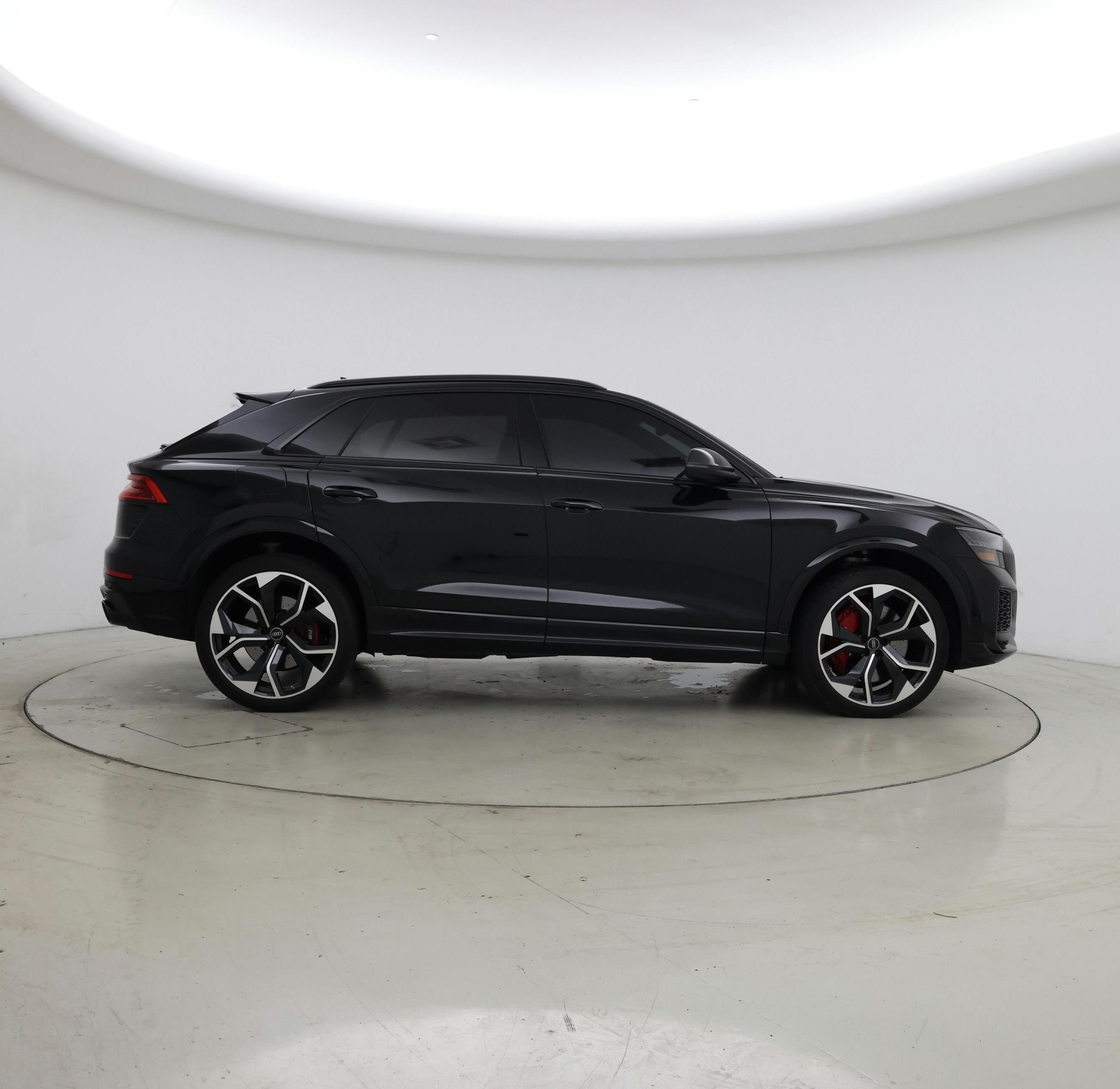 Thumbnail: 2023 Audi RS Q8 - 7
