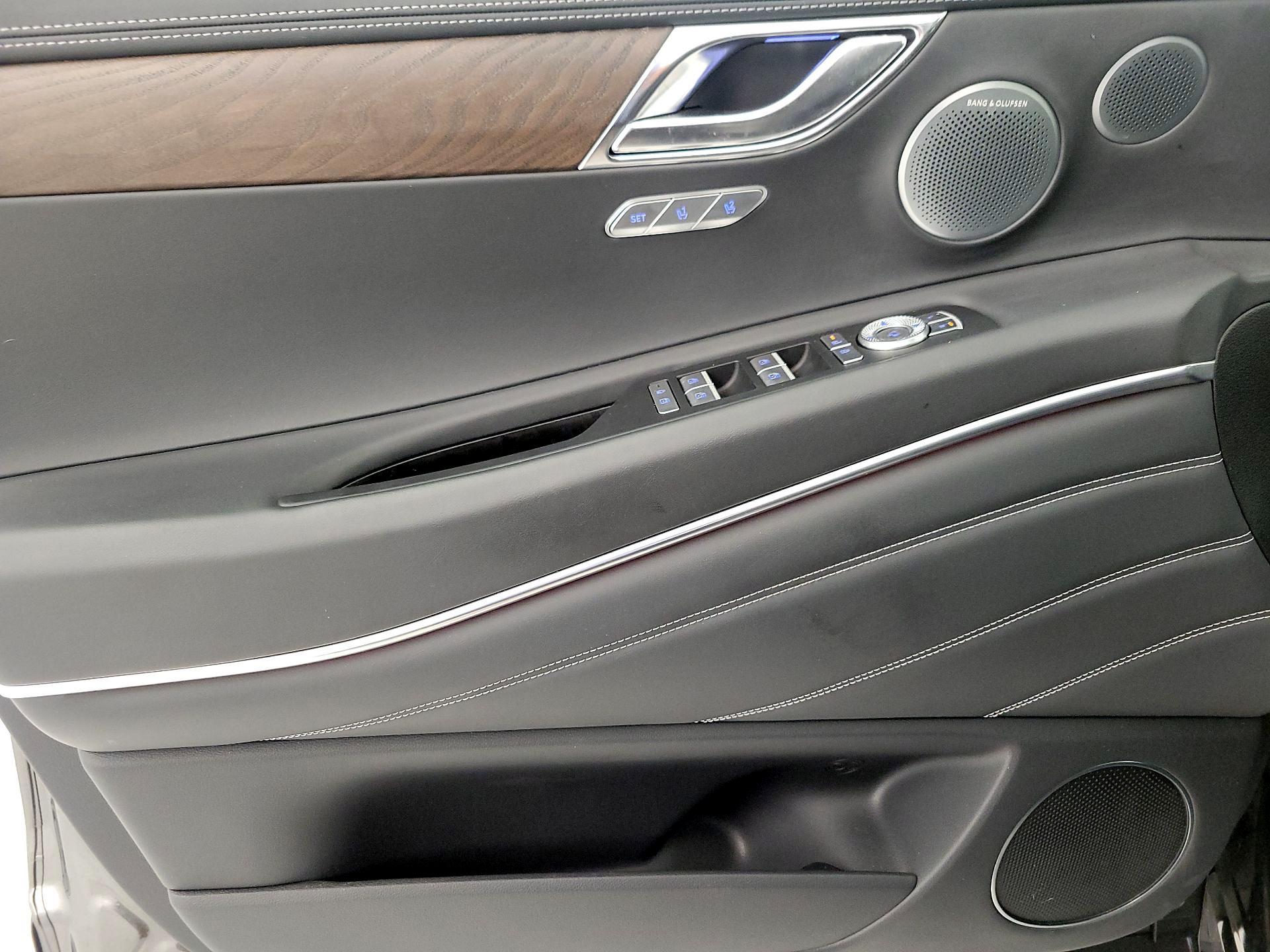 Thumbnail: 2025 Genesis GV80 - 12