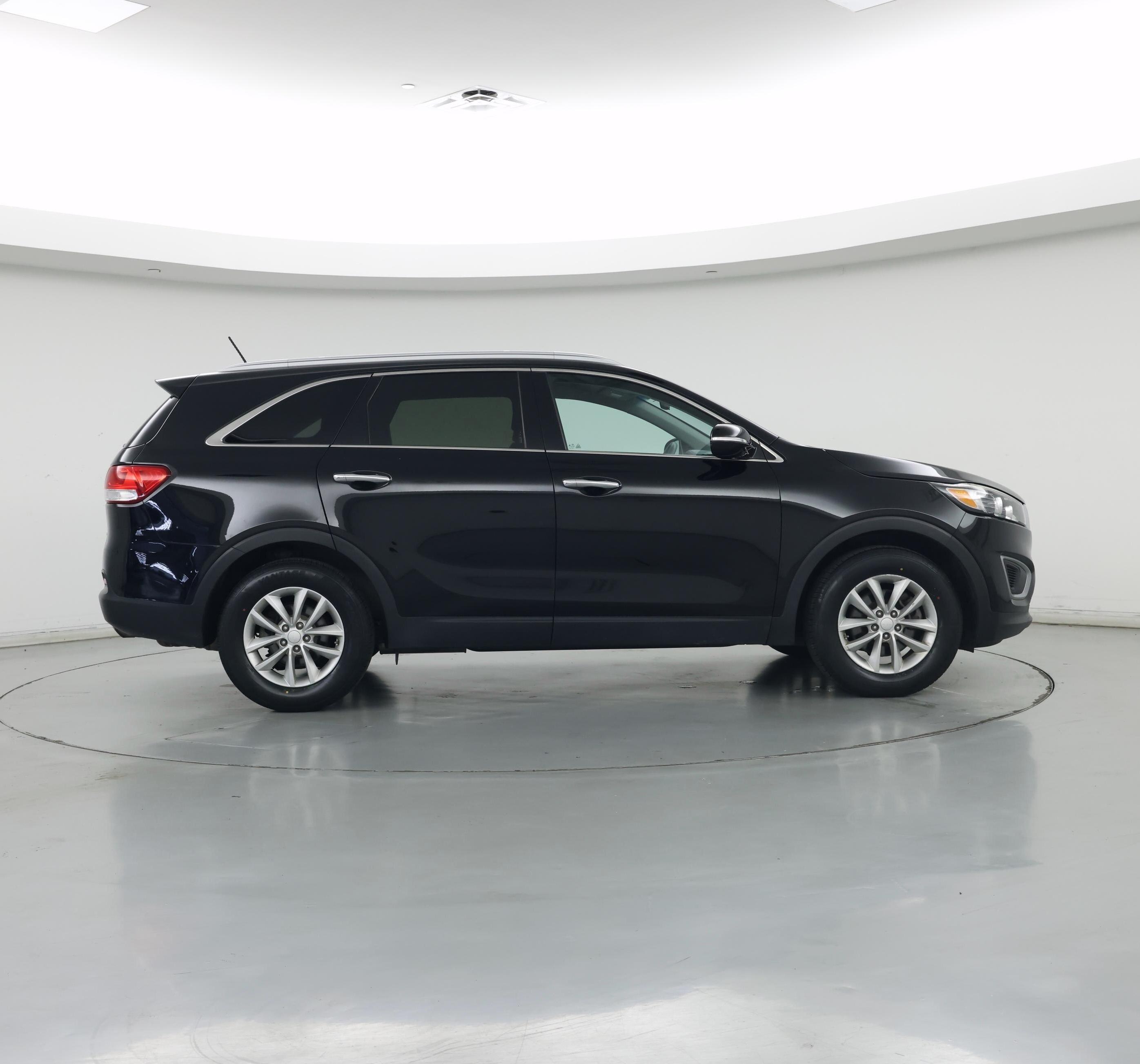 Thumbnail: 2017 Kia Sorento - 7