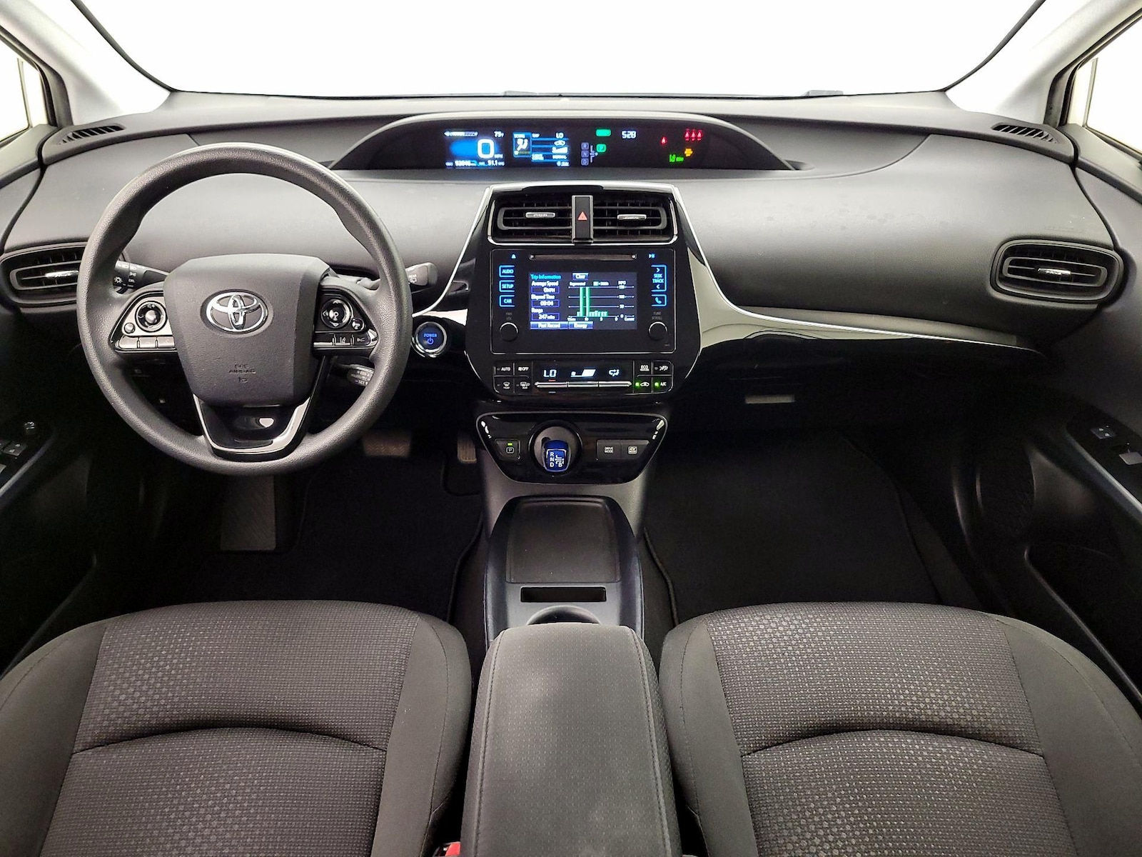 2019 Toyota Prius LE - Photo 10