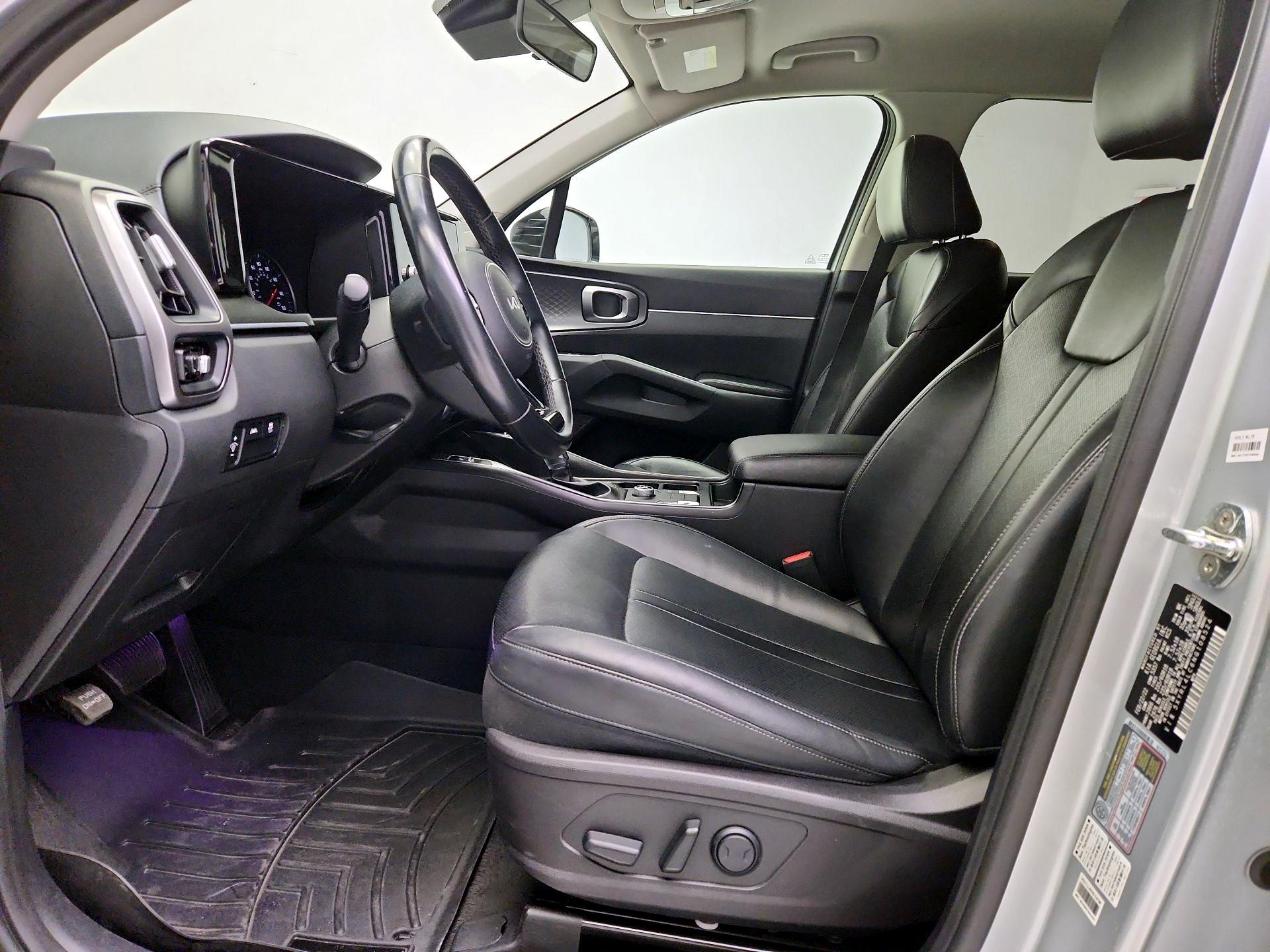 Thumbnail: 2022 Kia Sorento - 11