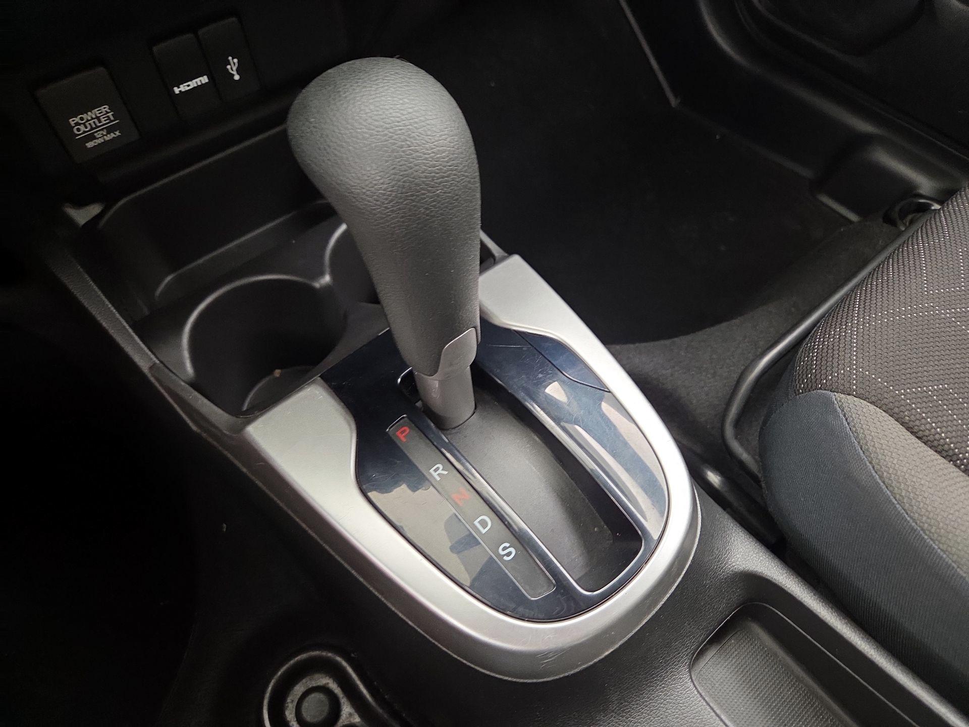 Thumbnail: 2016 Honda Fit - 17