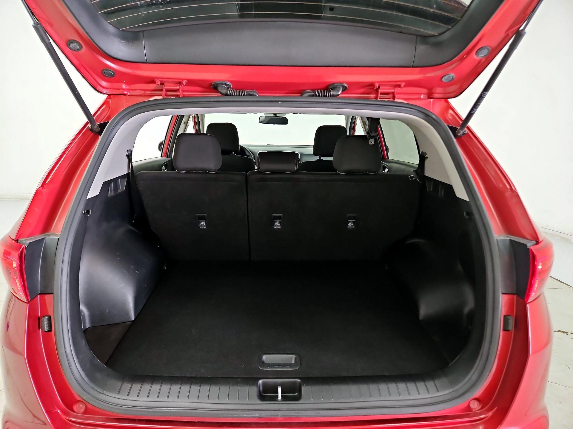 Thumbnail: 2019 Kia Sportage - 20