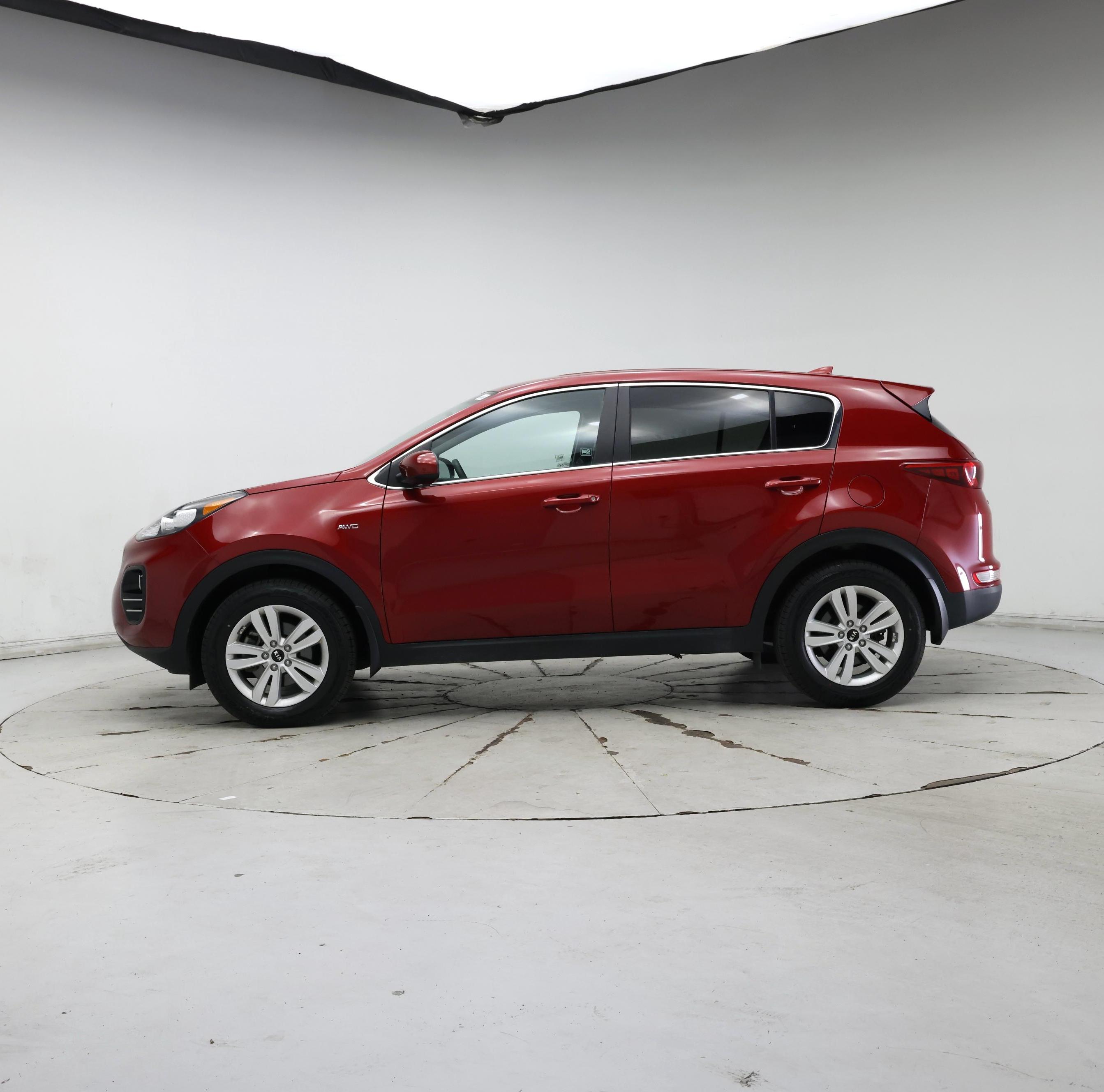 Thumbnail: 2019 Kia Sportage - 3