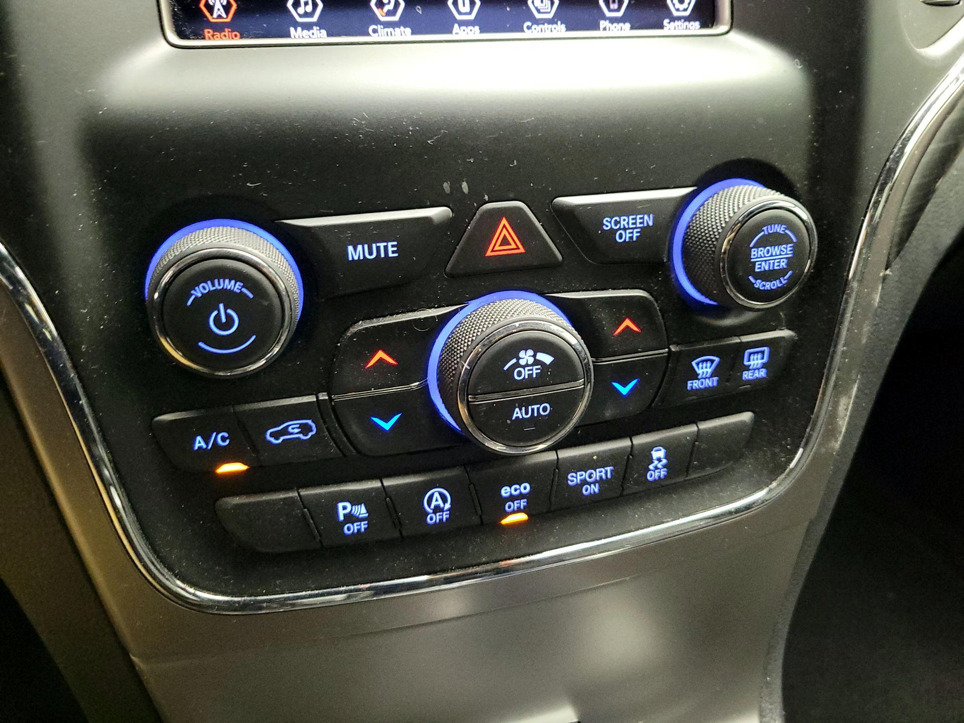 Thumbnail: 2021 Jeep Grand Cherokee - 15