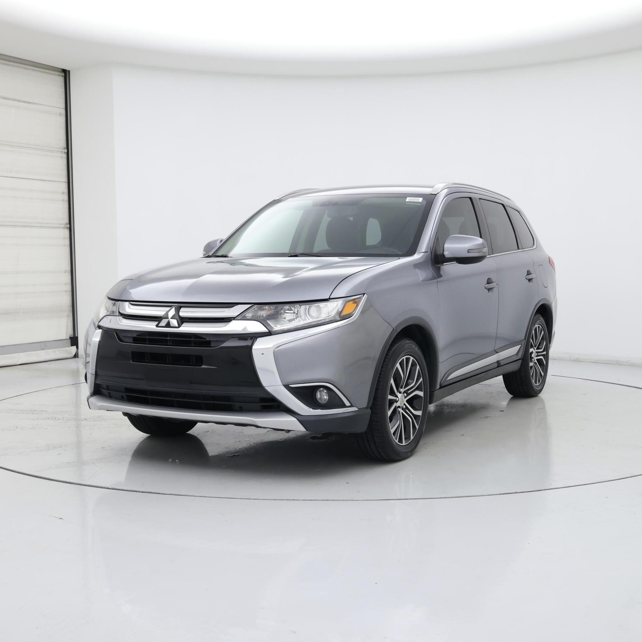 Thumbnail: 2017 Mitsubishi Outlander - 4