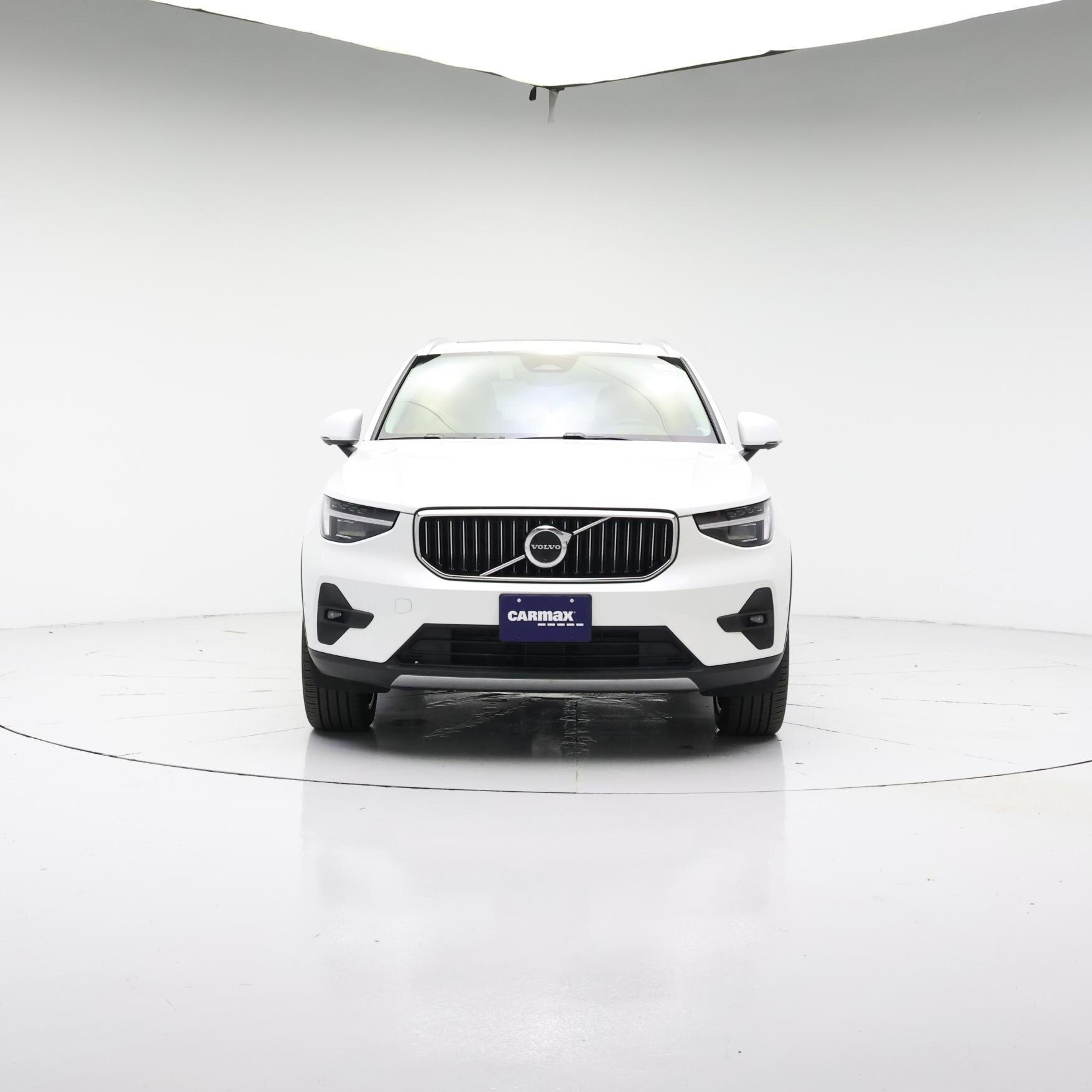 Thumbnail: 2025 Volvo XC40 - 5