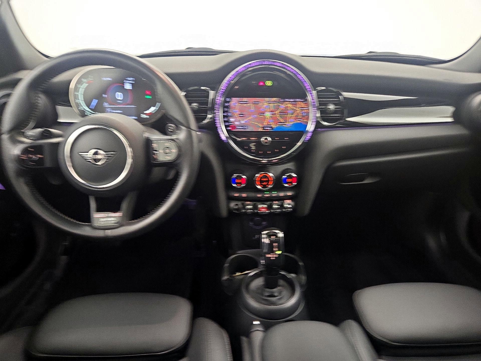 Thumbnail: 2023 MINI Cooper Hardtop - 9