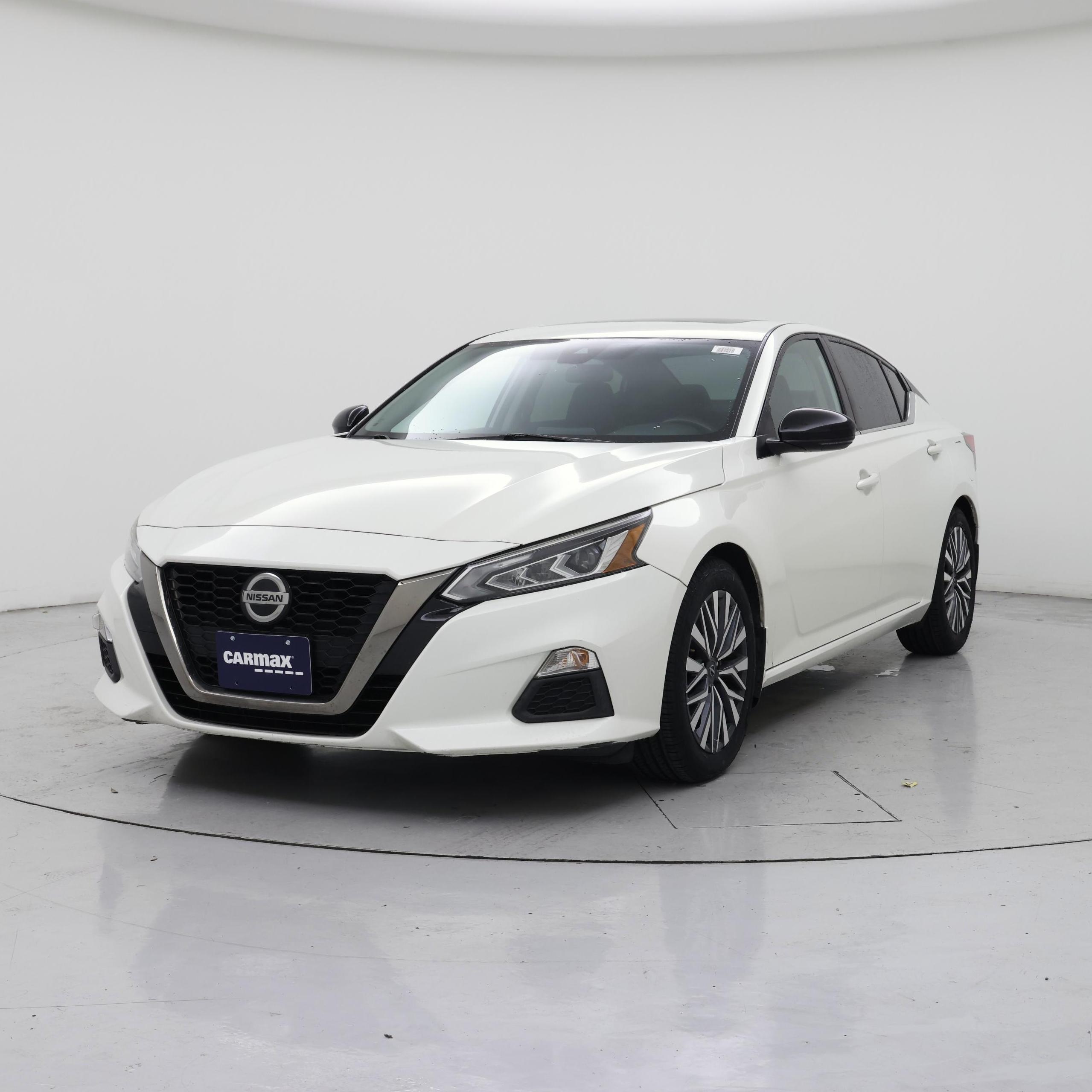 Thumbnail: 2020 Nissan Altima - 4