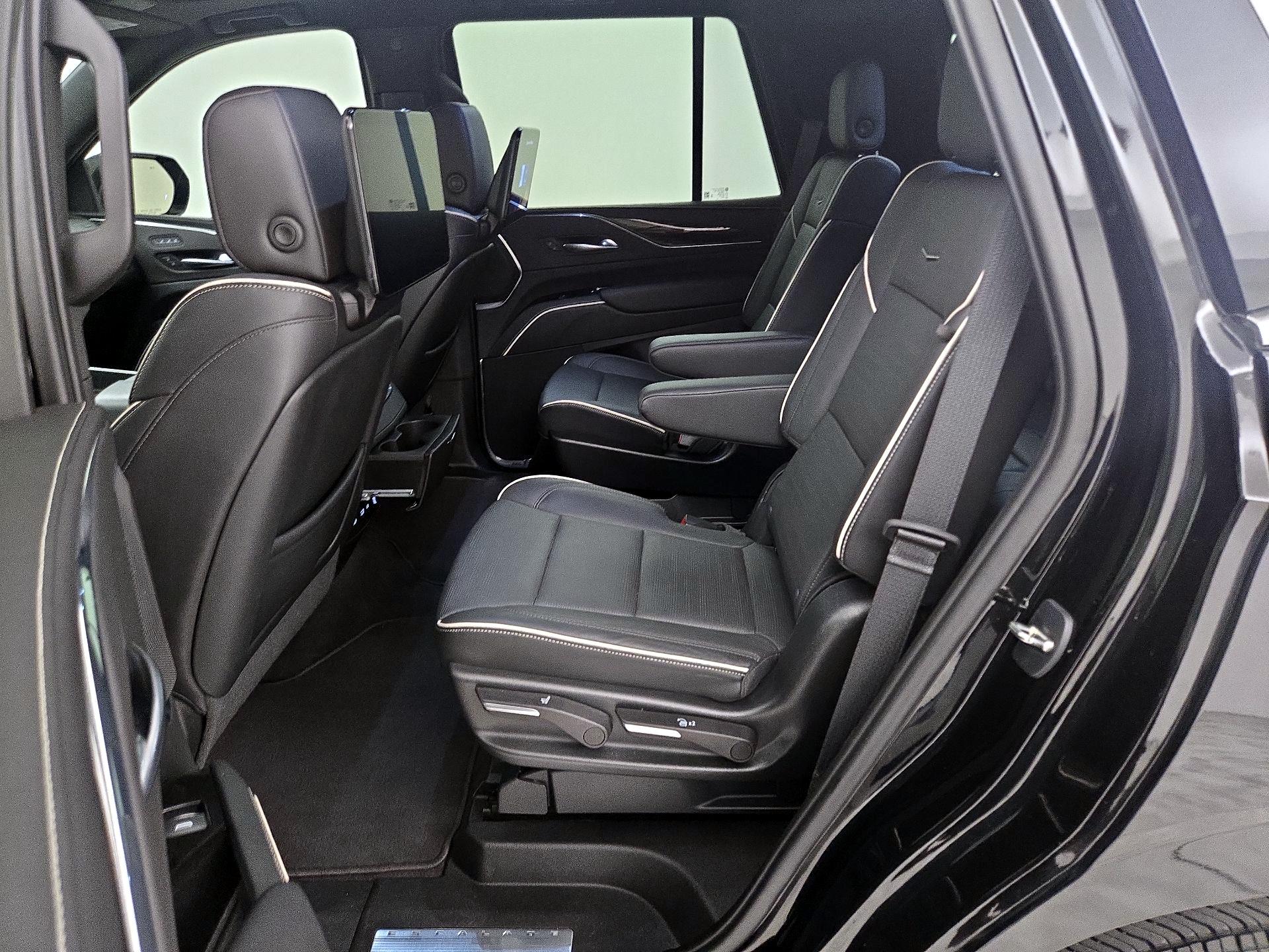 Thumbnail: 2023 Cadillac Escalade - 20