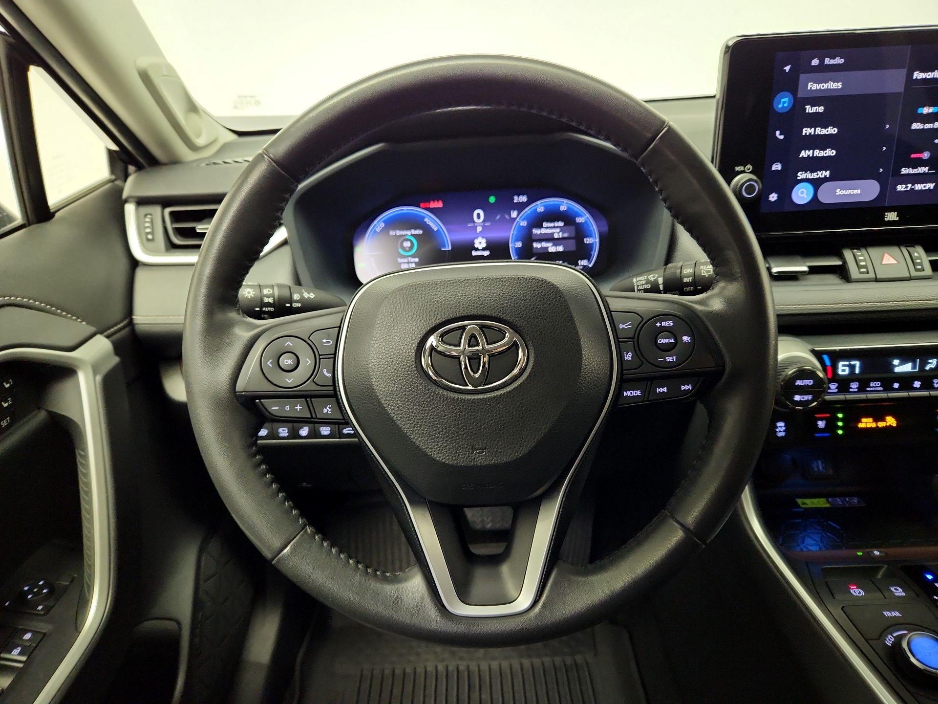 Thumbnail: 2024 Toyota RAV4 - 10