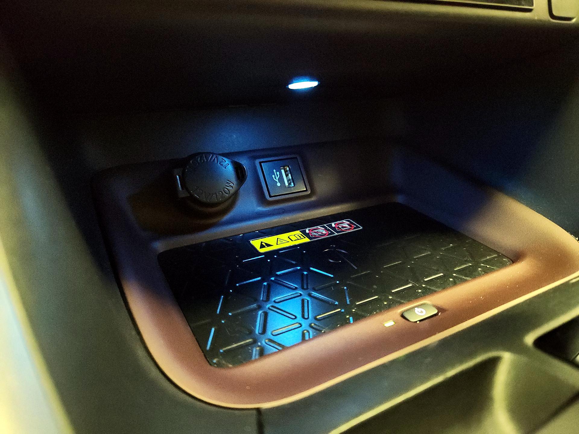 Thumbnail: 2024 Toyota RAV4 - 18