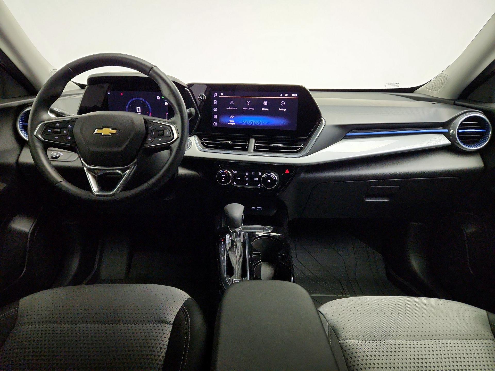 Thumbnail: 2025 Chevrolet Trax - 9
