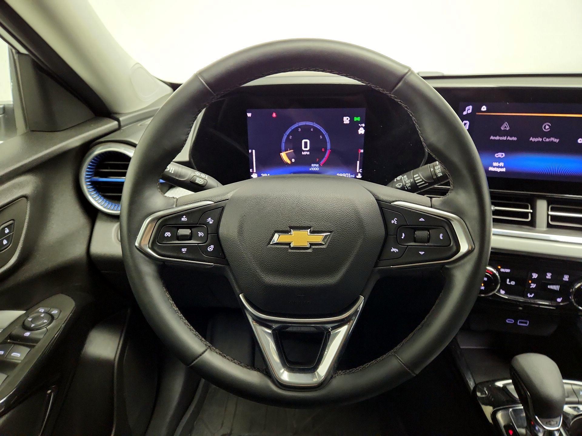 Thumbnail: 2025 Chevrolet Trax - 10