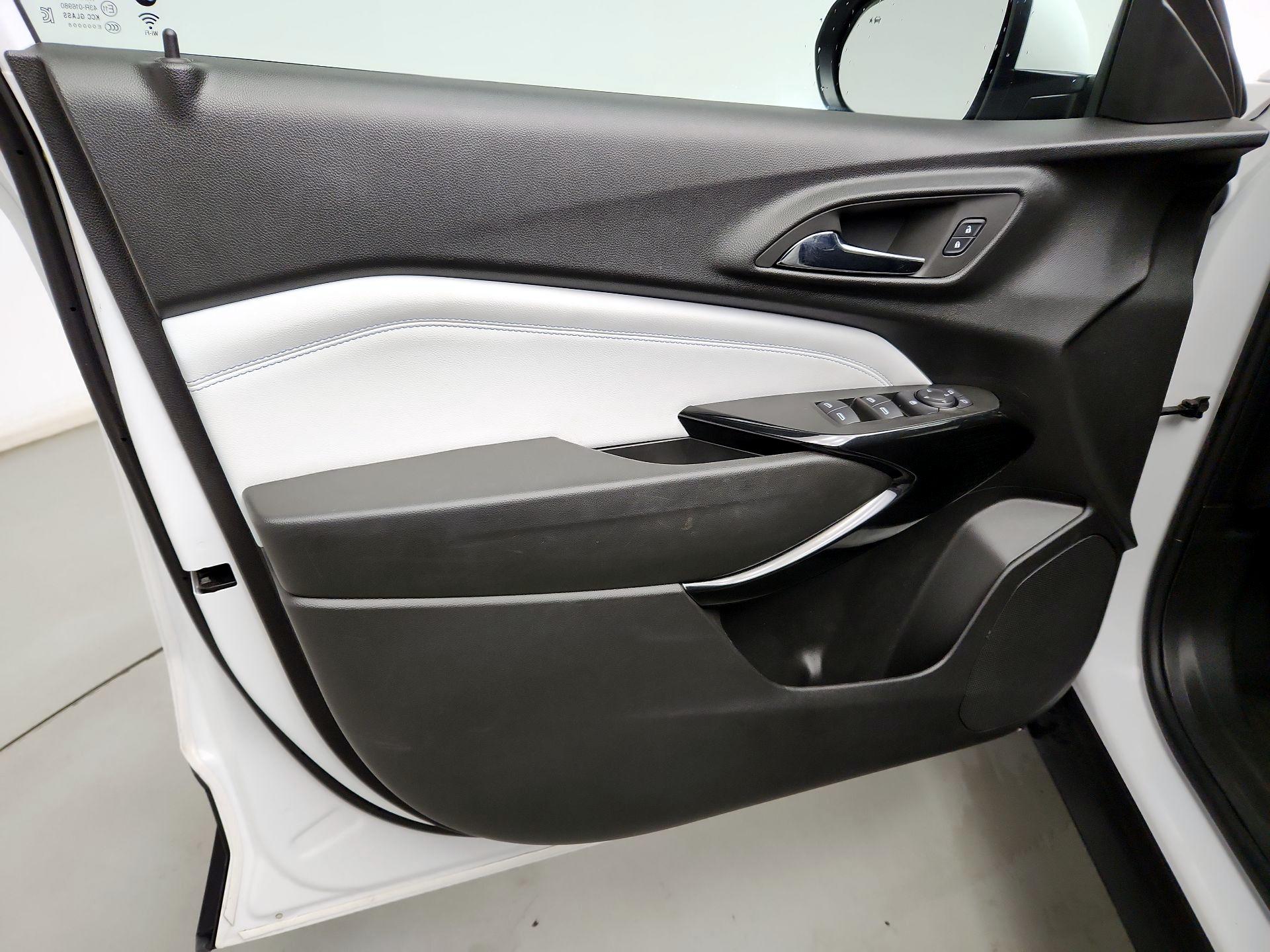 Thumbnail: 2025 Chevrolet Trax - 12