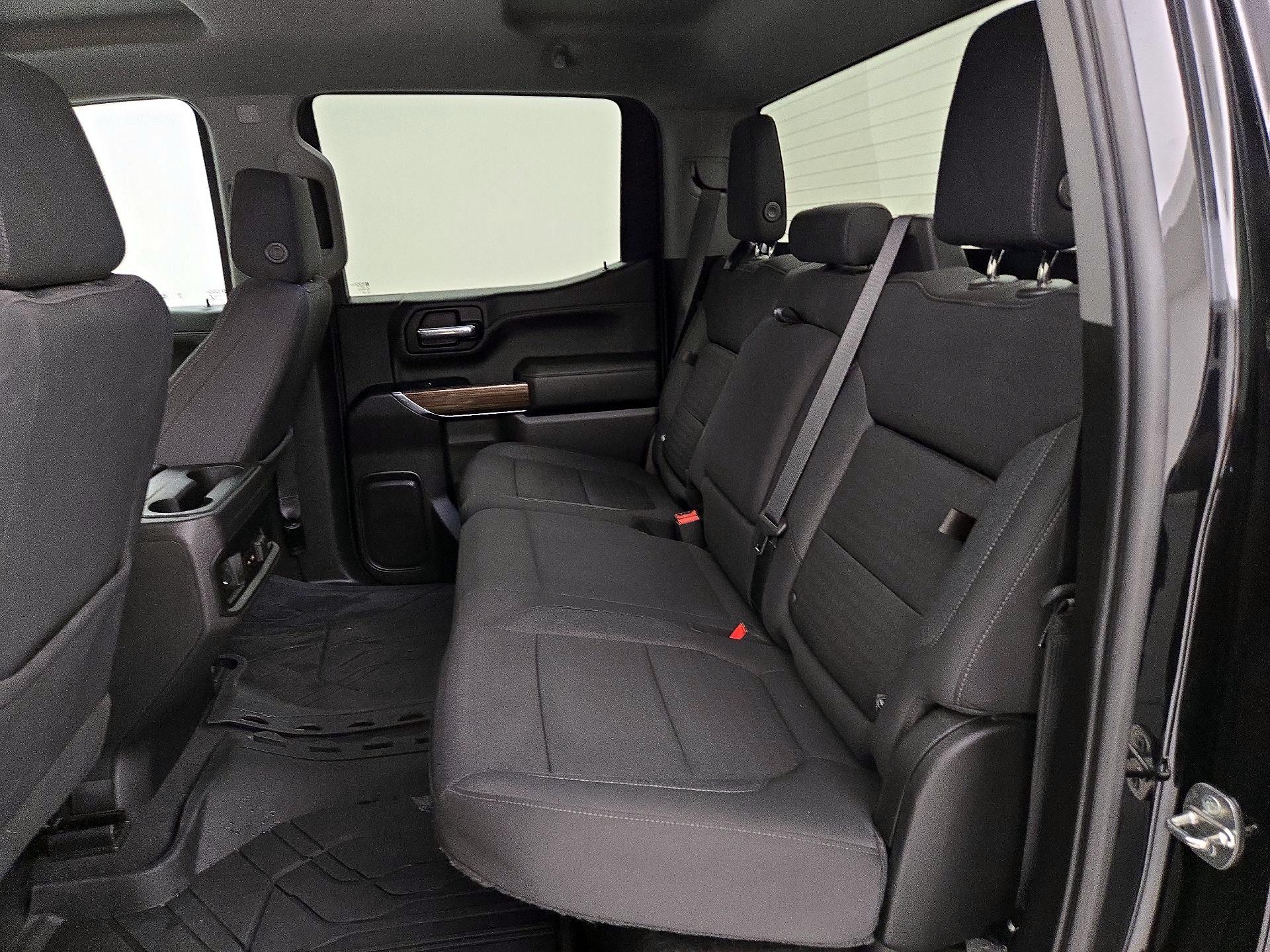 Thumbnail: 2022 Chevrolet Silverado 1500 - 17