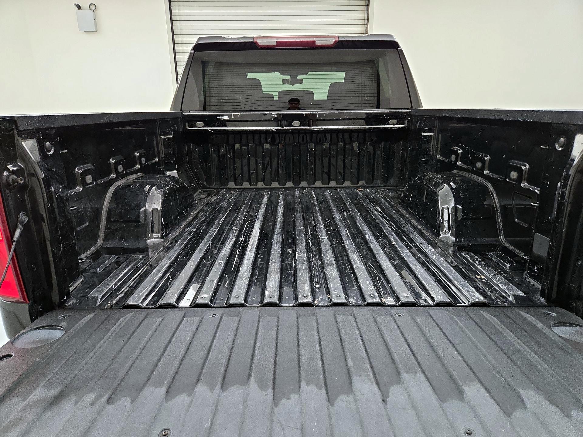 Thumbnail: 2022 Chevrolet Silverado 1500 - 18