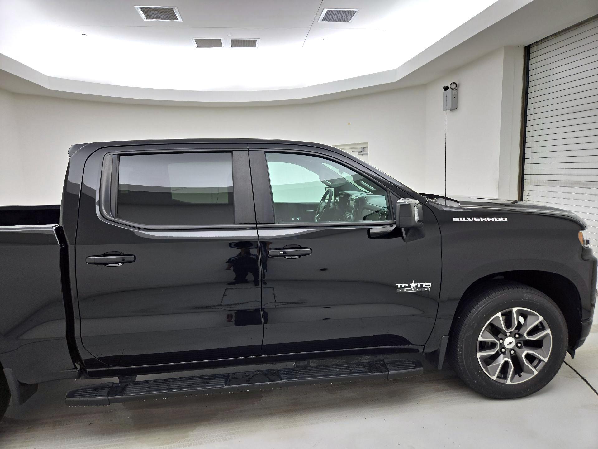 Thumbnail: 2022 Chevrolet Silverado 1500 - 4