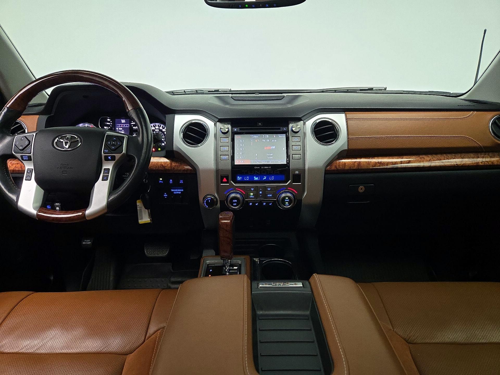 Thumbnail: 2018 Toyota Tundra - 9