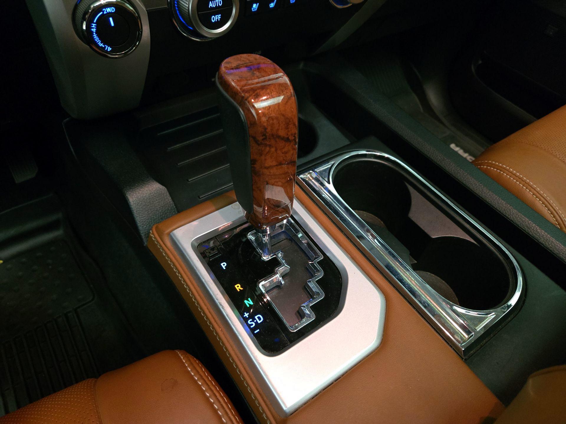 Thumbnail: 2018 Toyota Tundra - 17