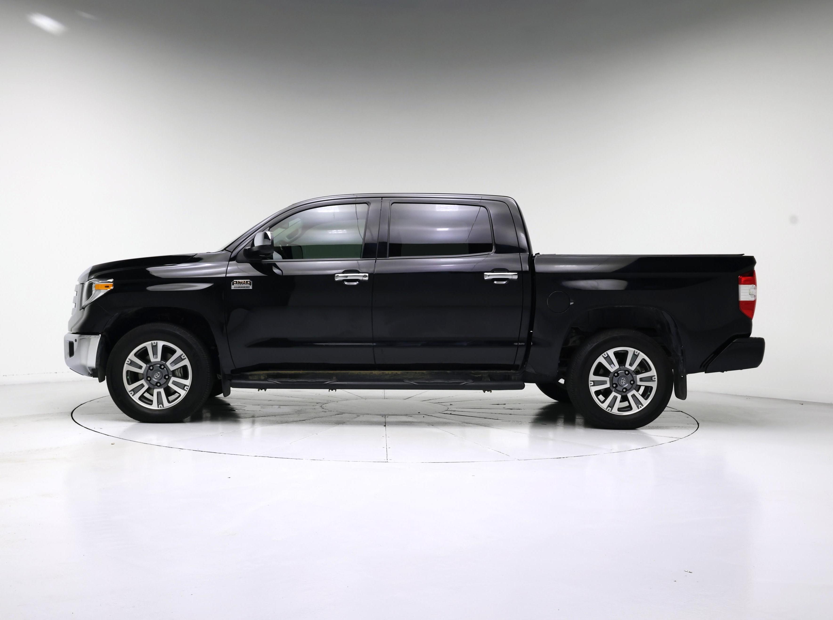 Thumbnail: 2018 Toyota Tundra - 3