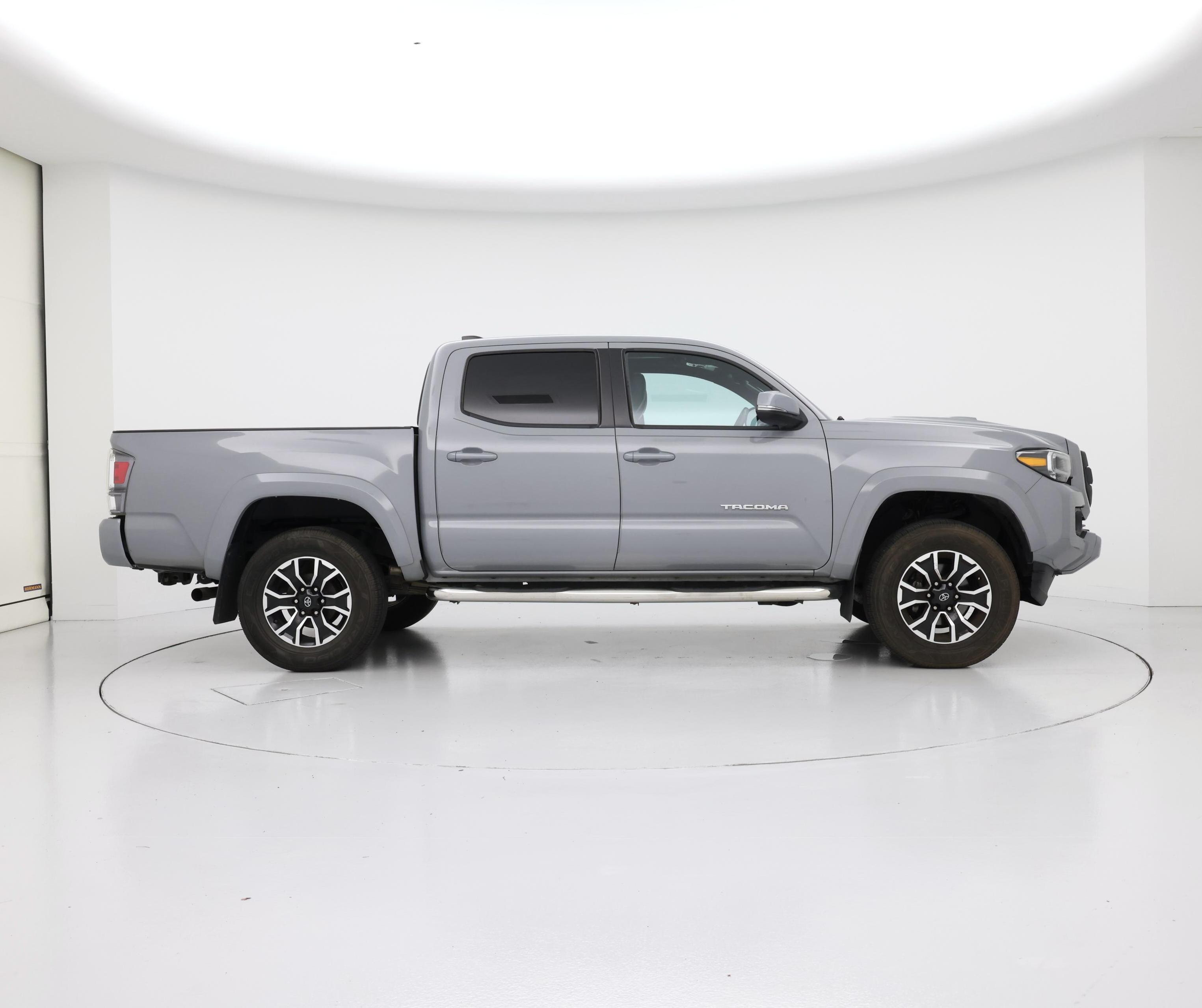 Thumbnail: 2020 Toyota Tacoma - 7