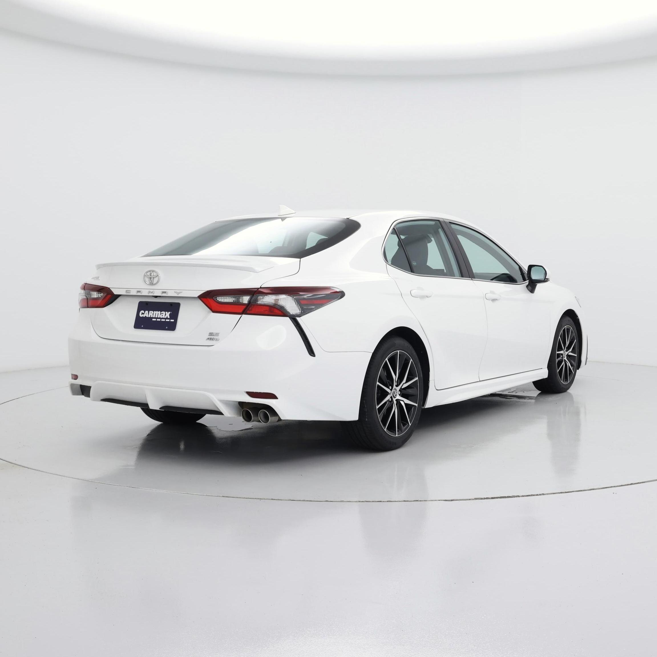Thumbnail: 2024 Toyota Camry - 8