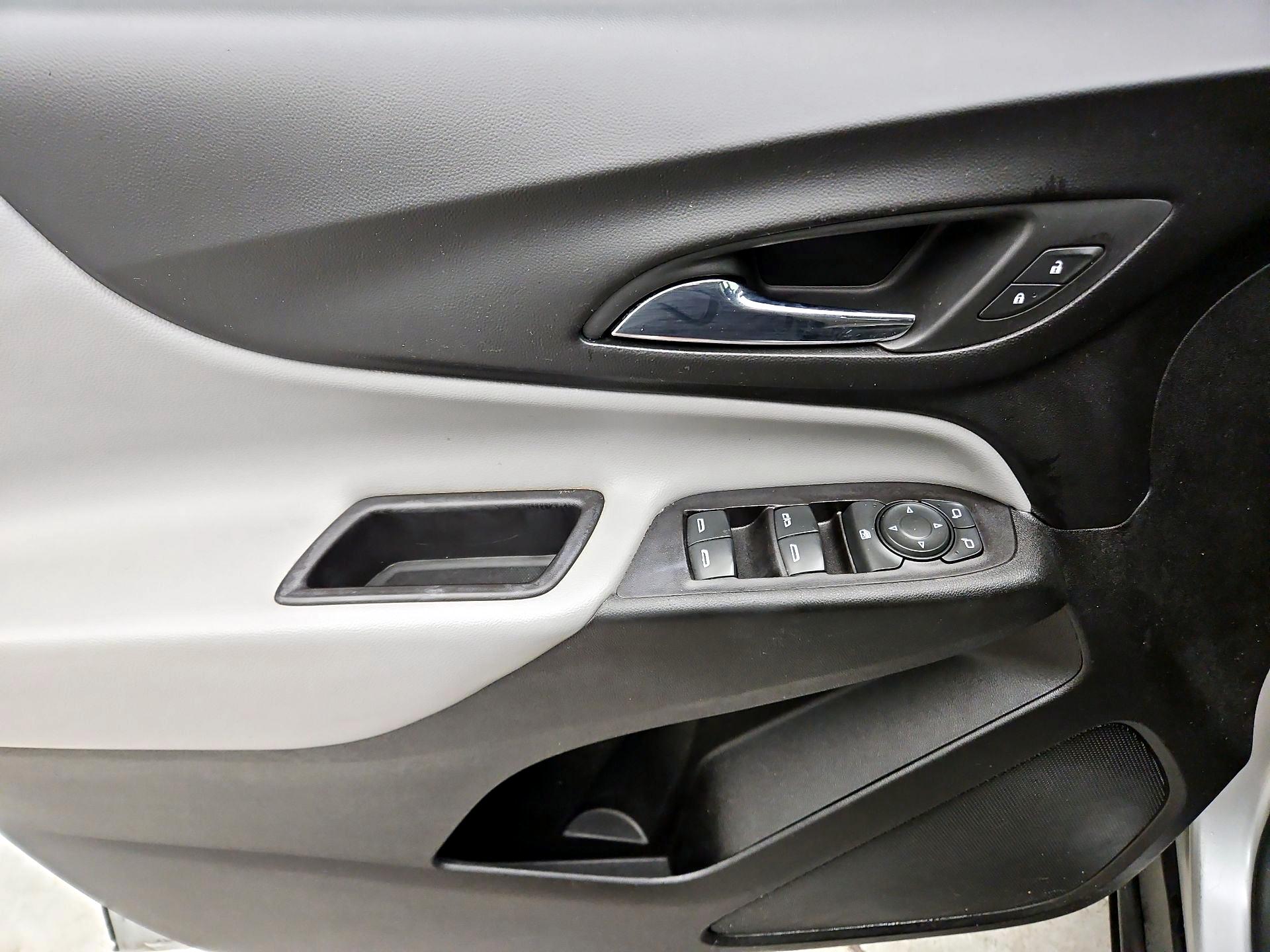 Thumbnail: 2019 Chevrolet Equinox - 12