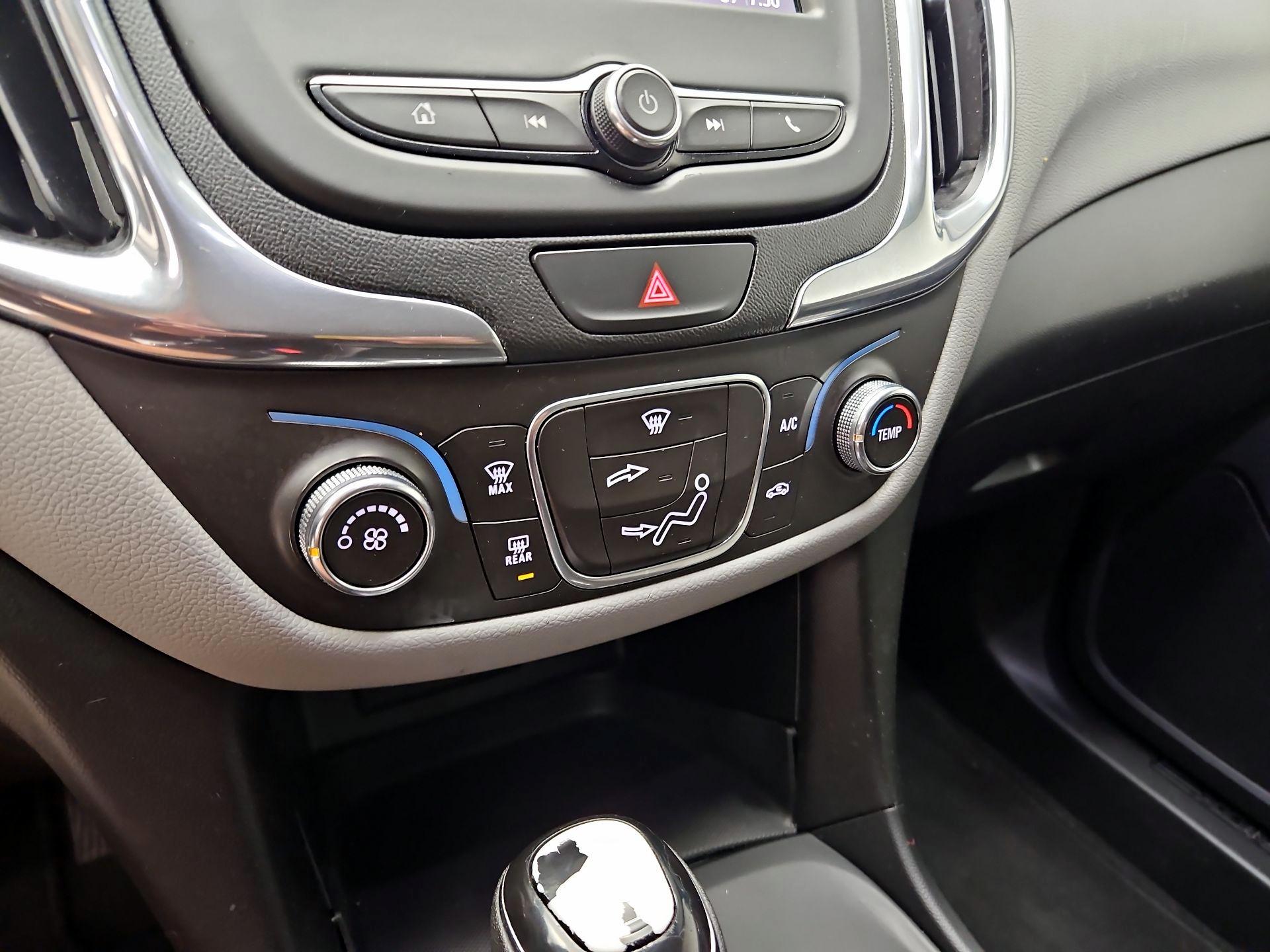 Thumbnail: 2019 Chevrolet Equinox - 16