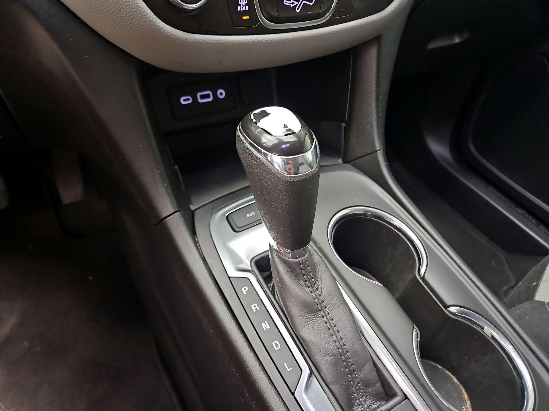 Thumbnail: 2019 Chevrolet Equinox - 17
