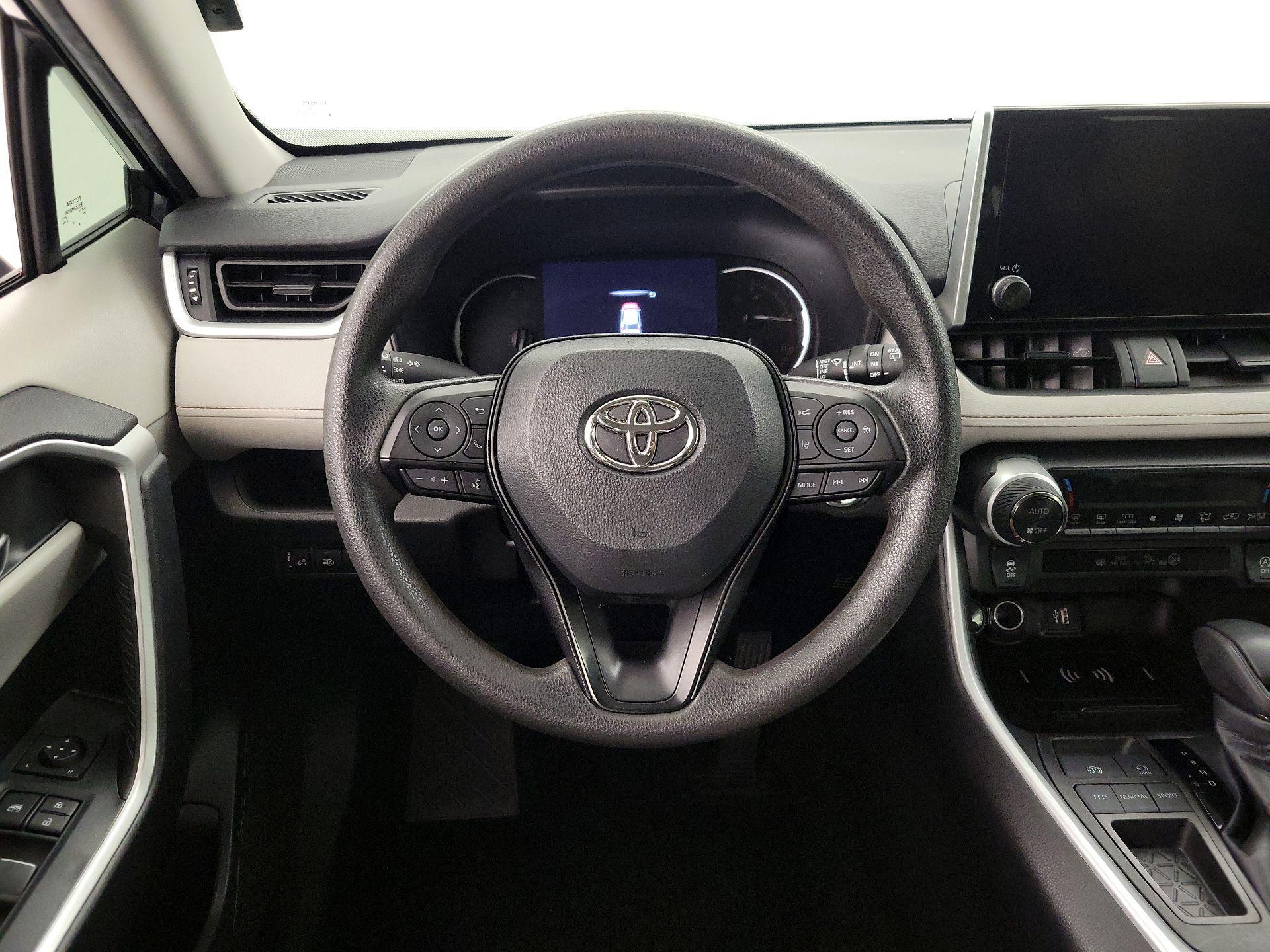 Thumbnail: 2023 Toyota RAV4 - 10