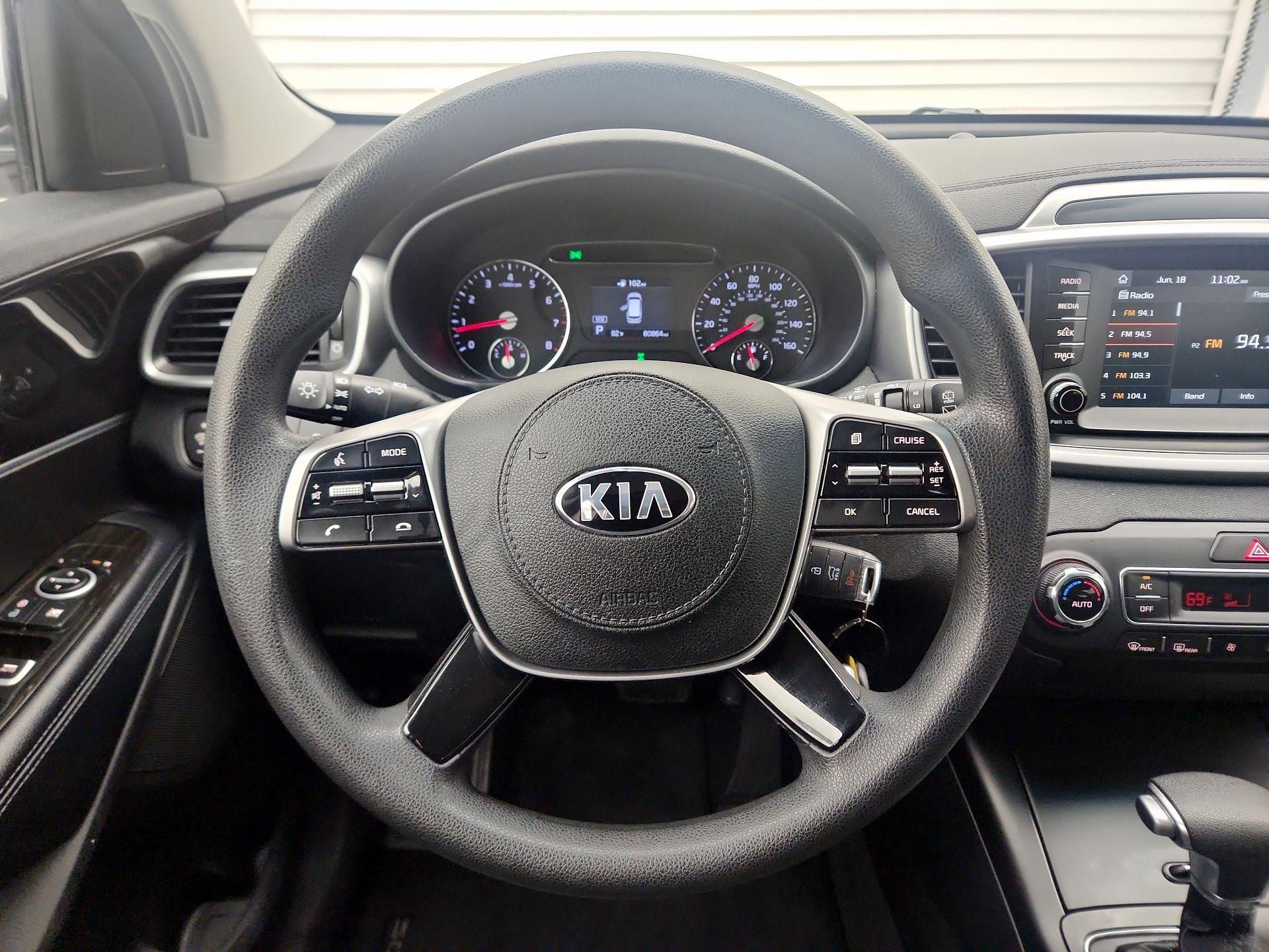 Thumbnail: 2019 Kia Sorento - 10