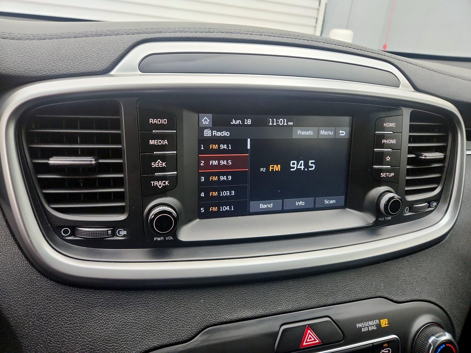 Thumbnail: 2019 Kia Sorento - 15