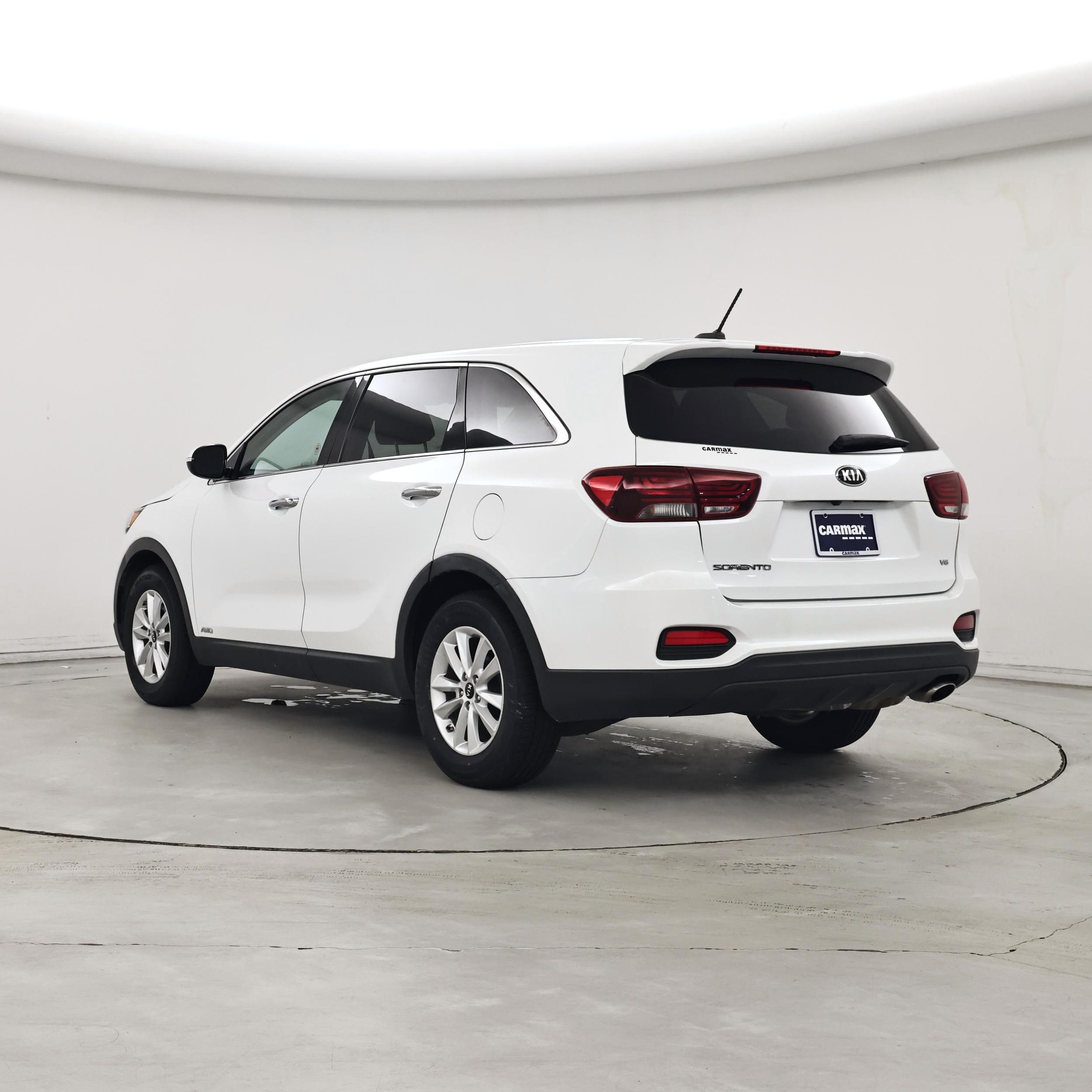 Thumbnail: 2019 Kia Sorento - 2